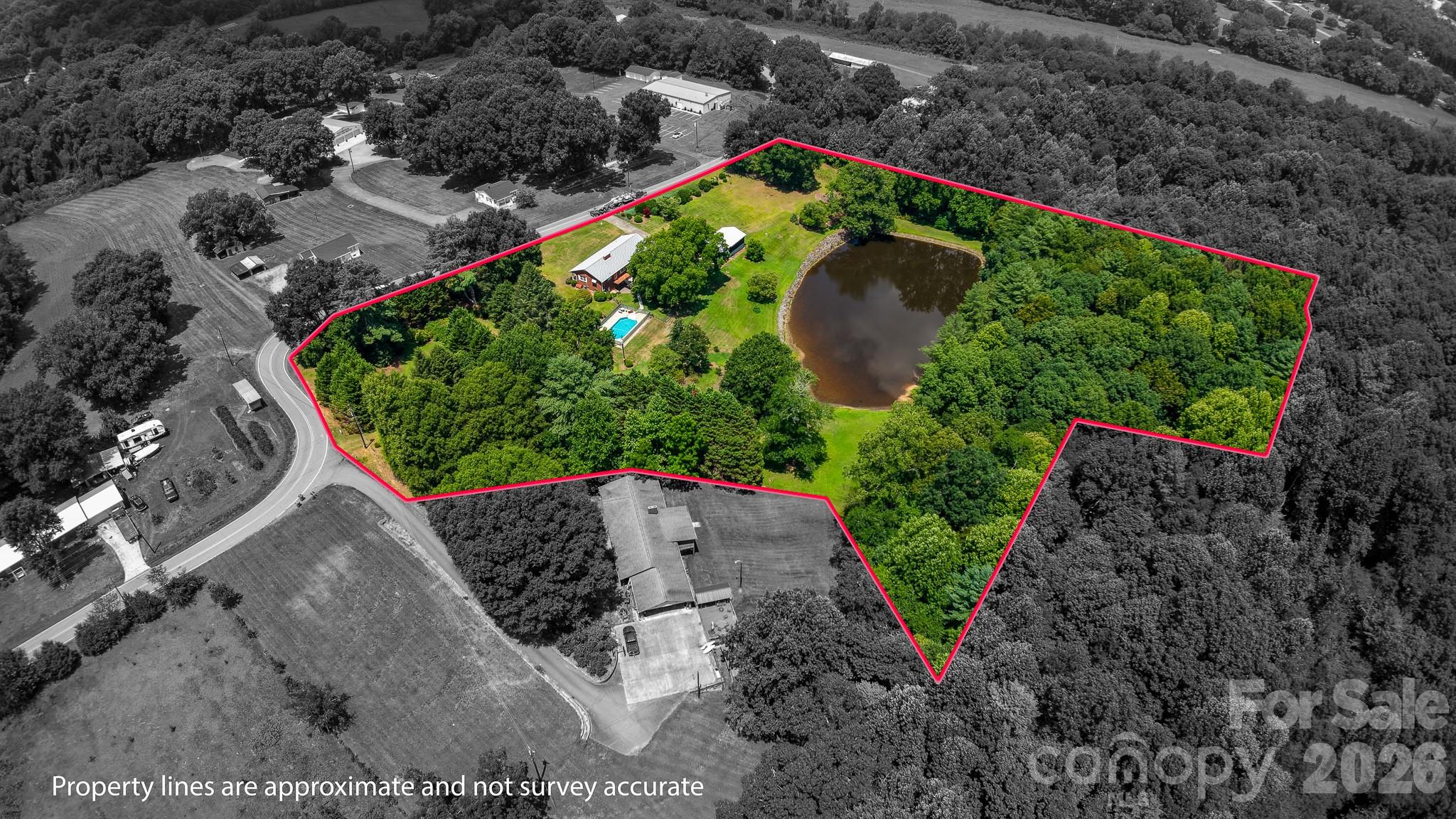 390 Airport Road Property Photo 3