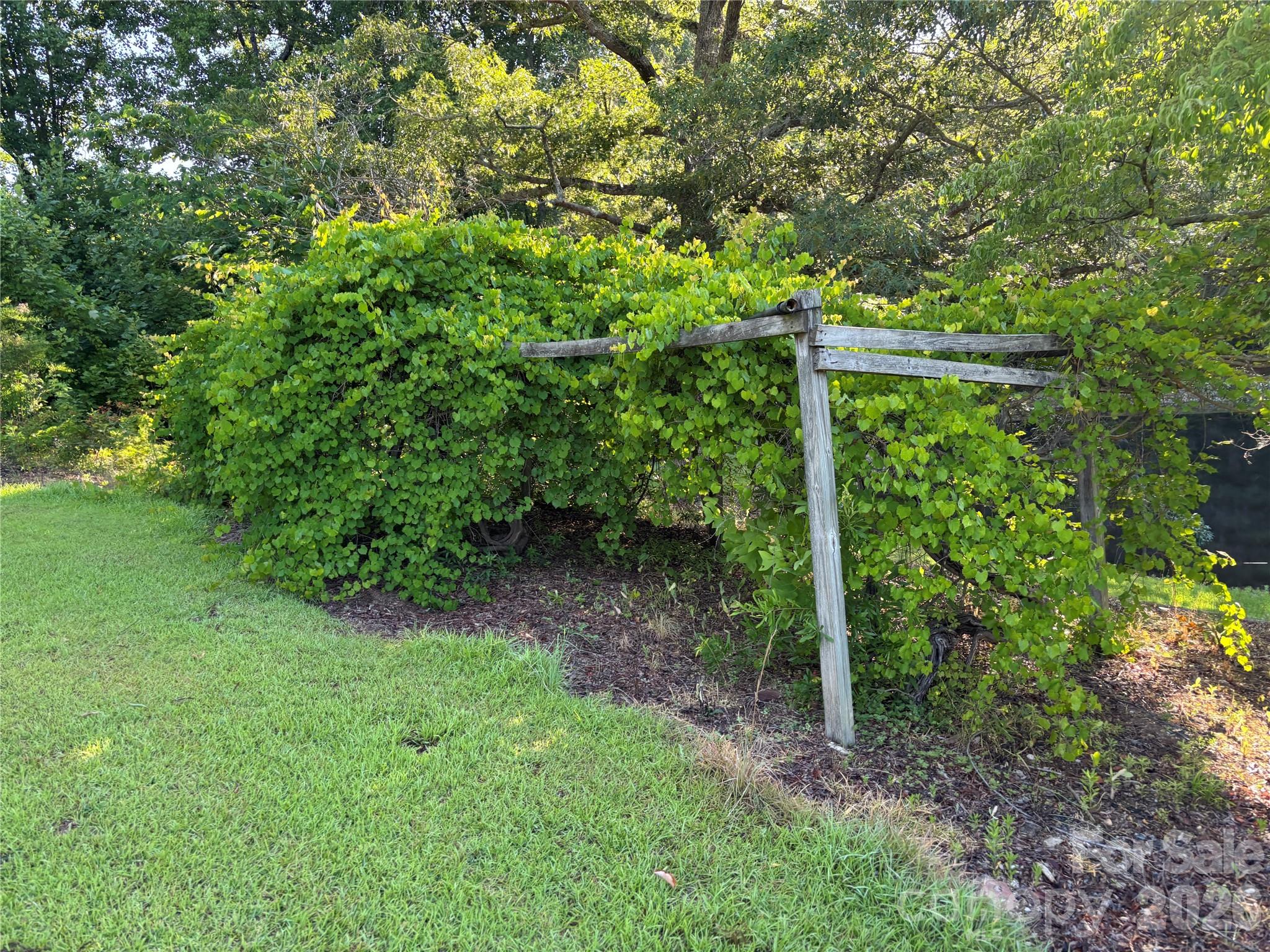 390 Airport Road Property Photo 8