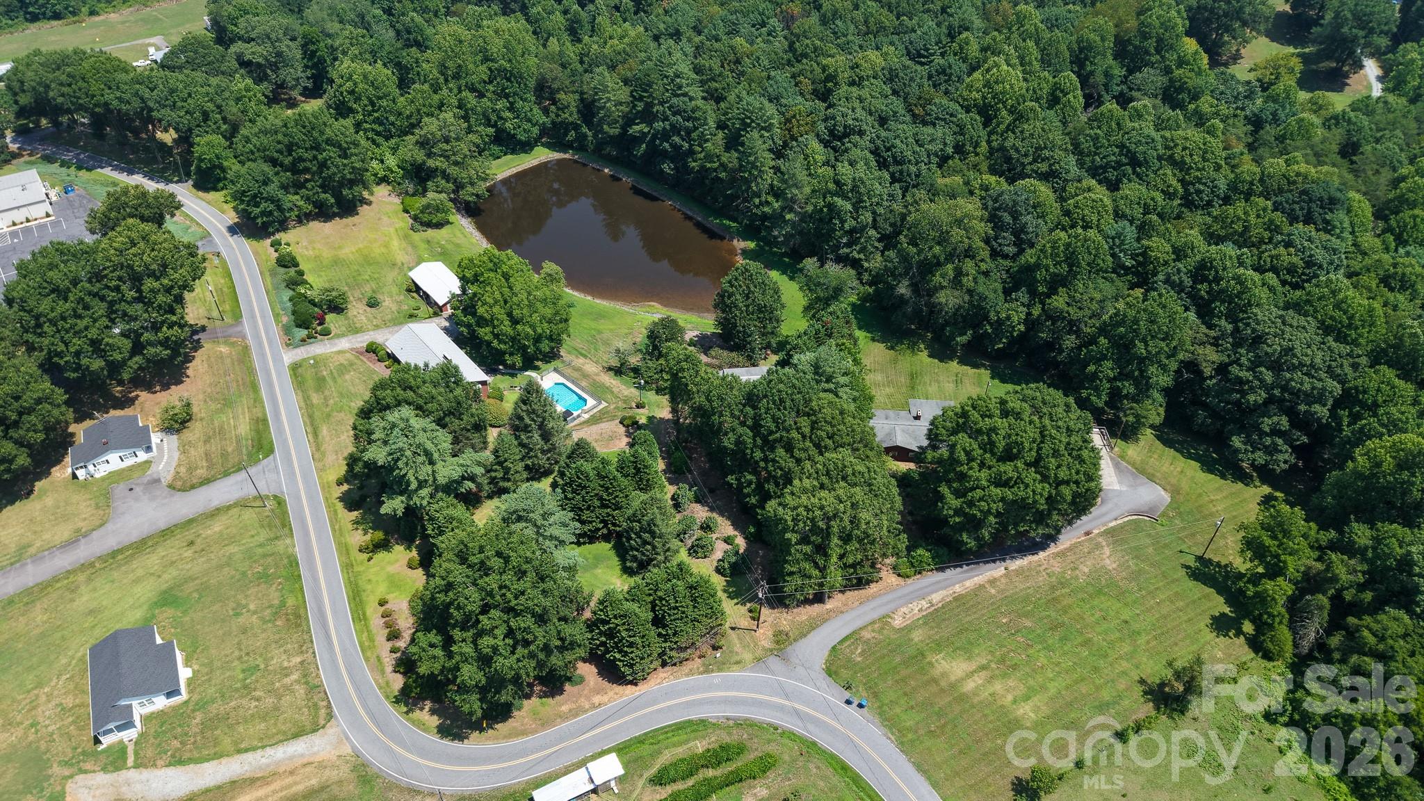 390 Airport Road Property Photo 19