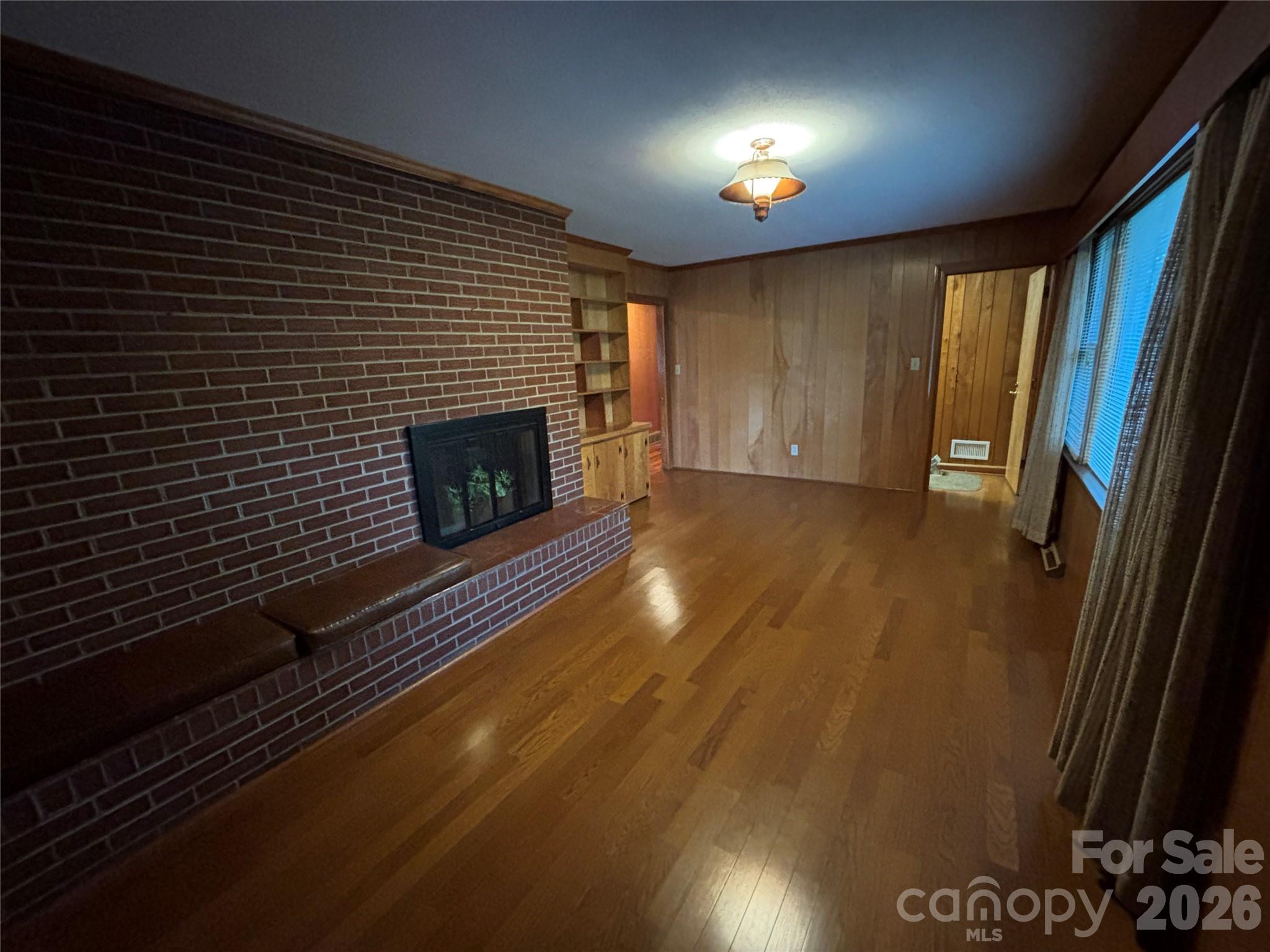 390 Airport Road Property Photo 23