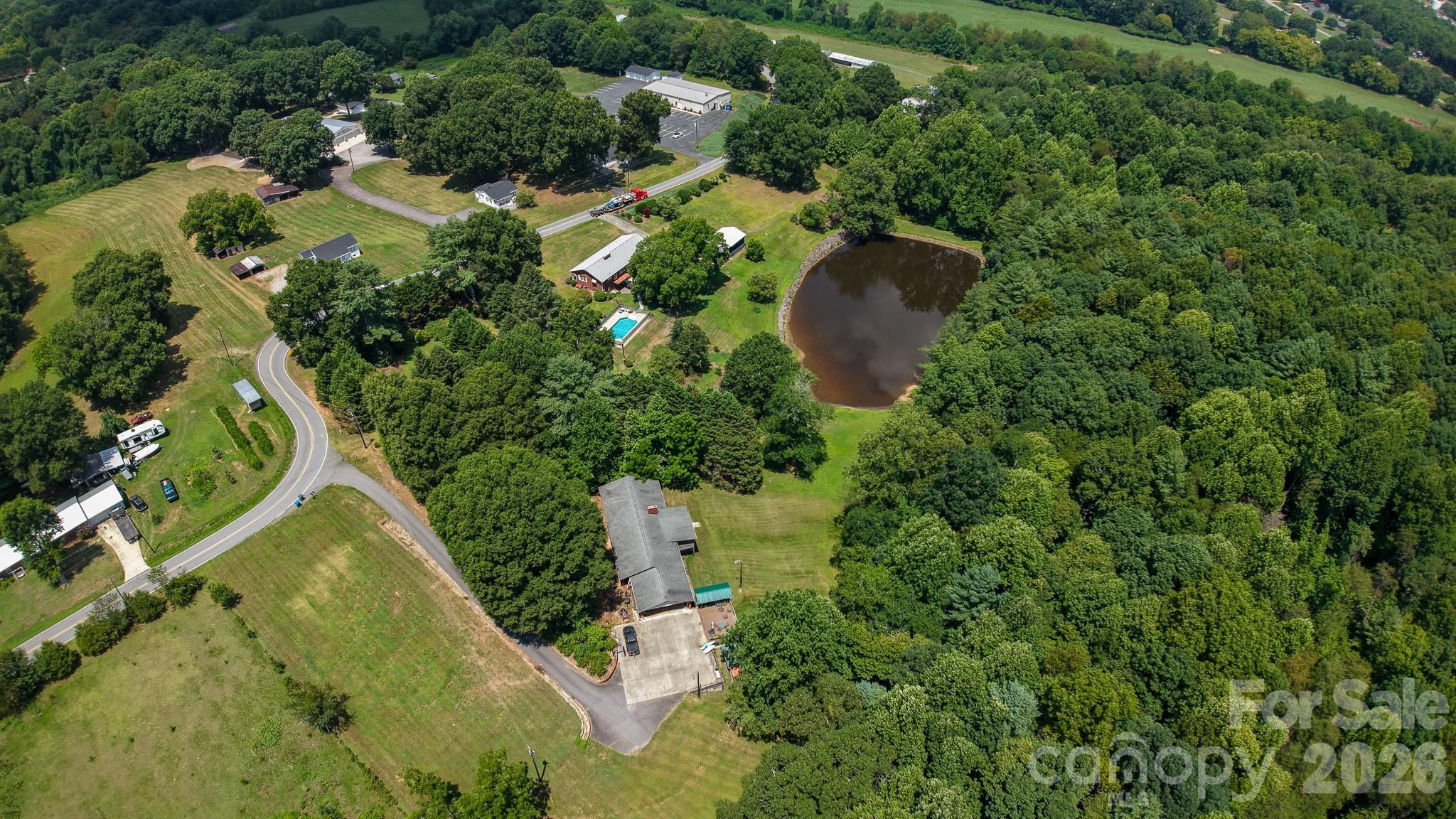 390 Airport Road Property Photo 46