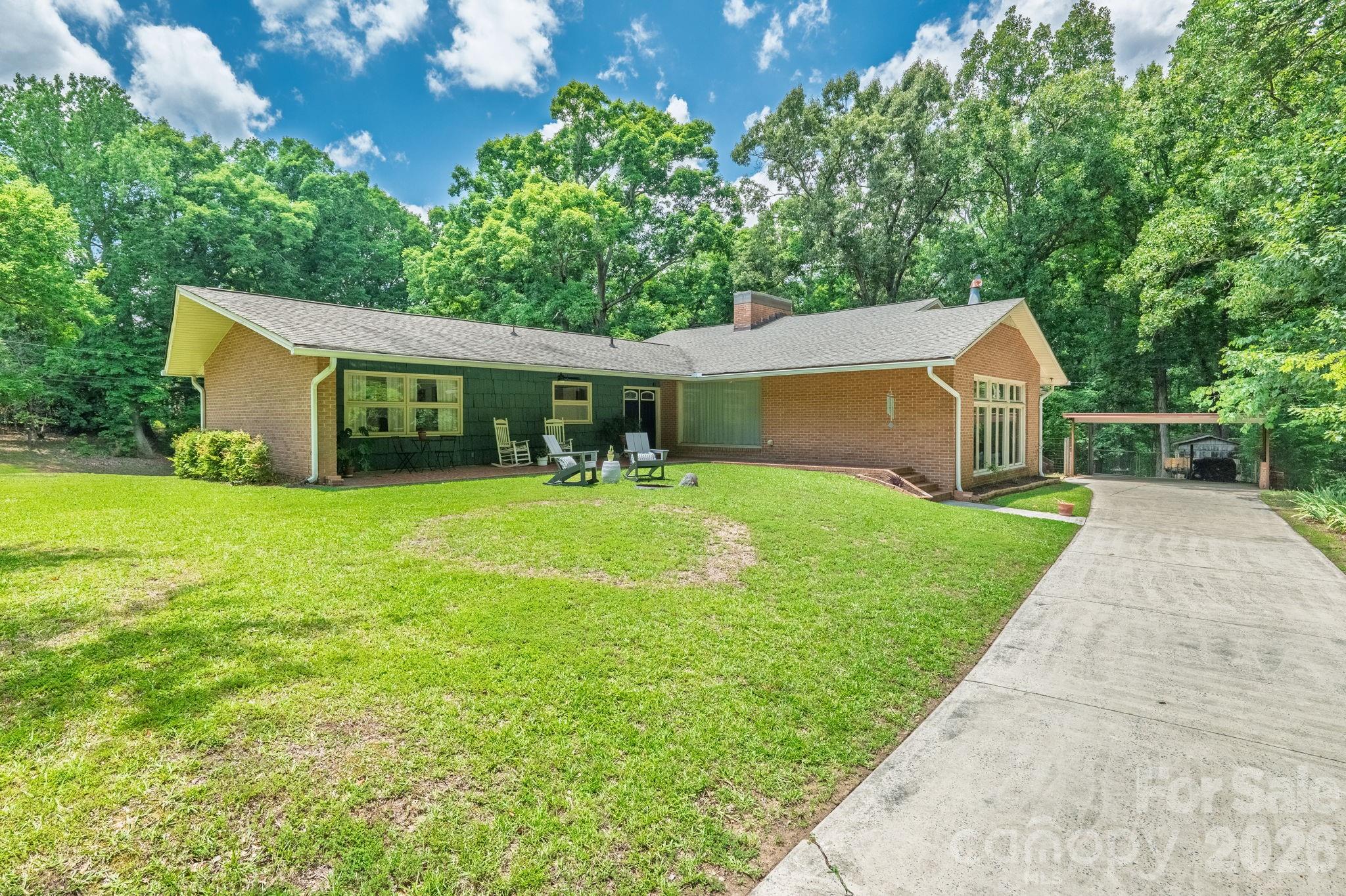 112 Crestwood Circle Property Photo 34