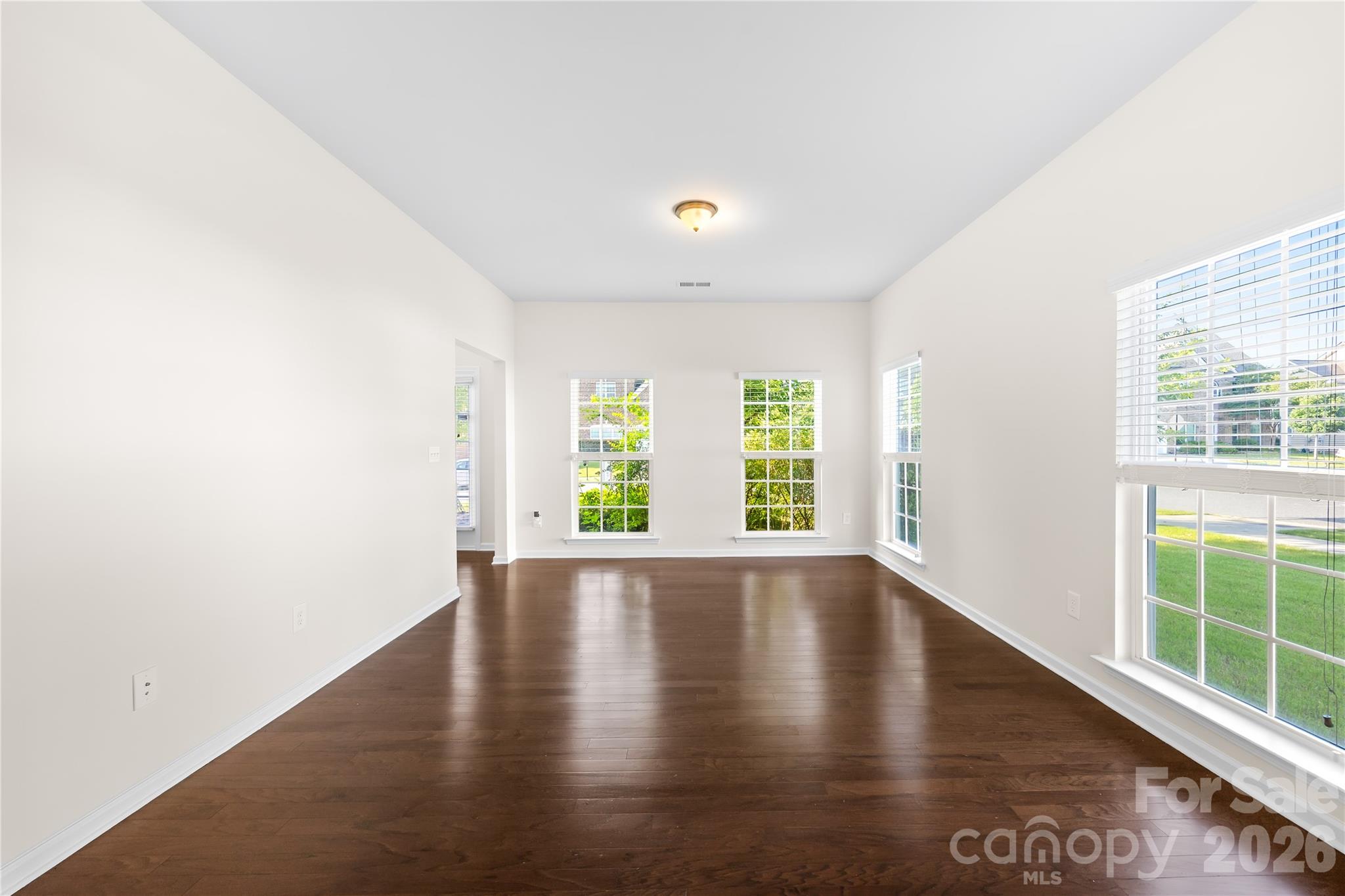 8862 Amazing Court Property Photo 8
