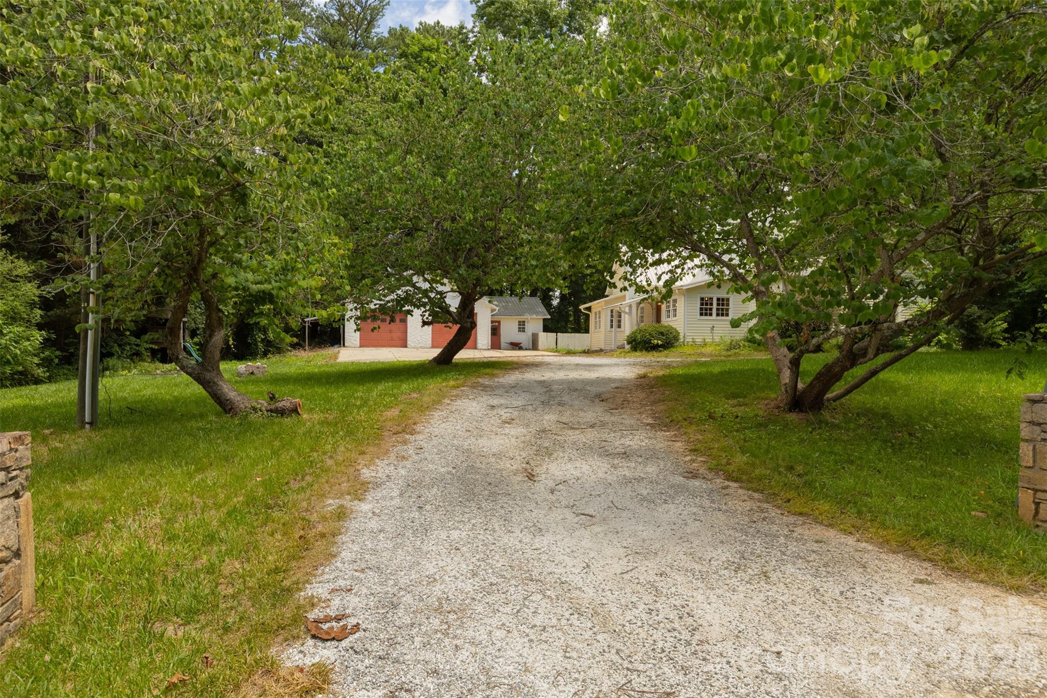 100 Cannon Drive Property Photo 4