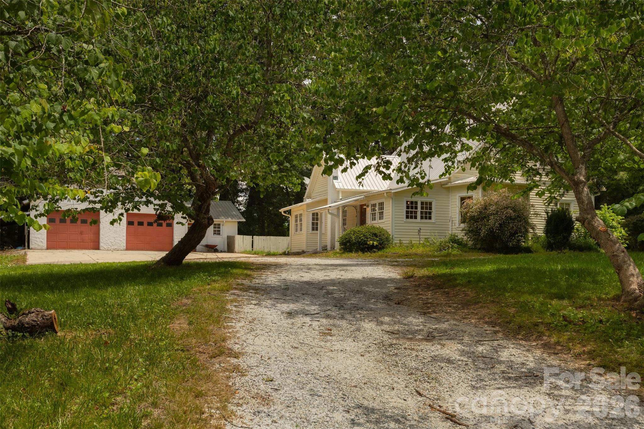 100 Cannon Drive Property Photo 5