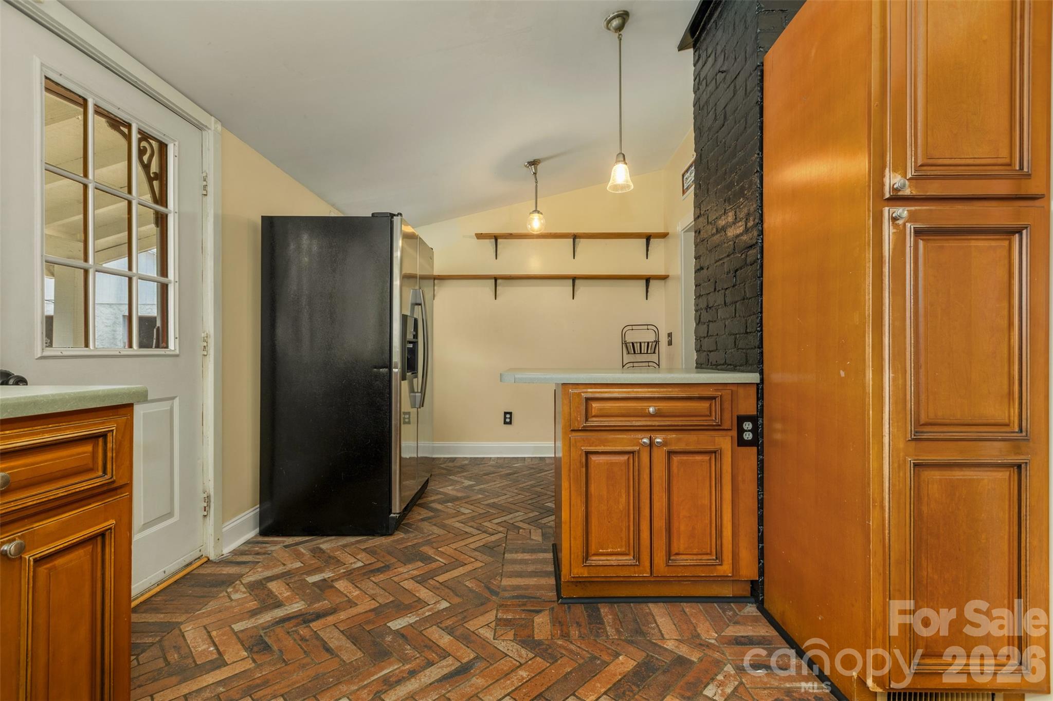 100 Cannon Drive Property Photo 8