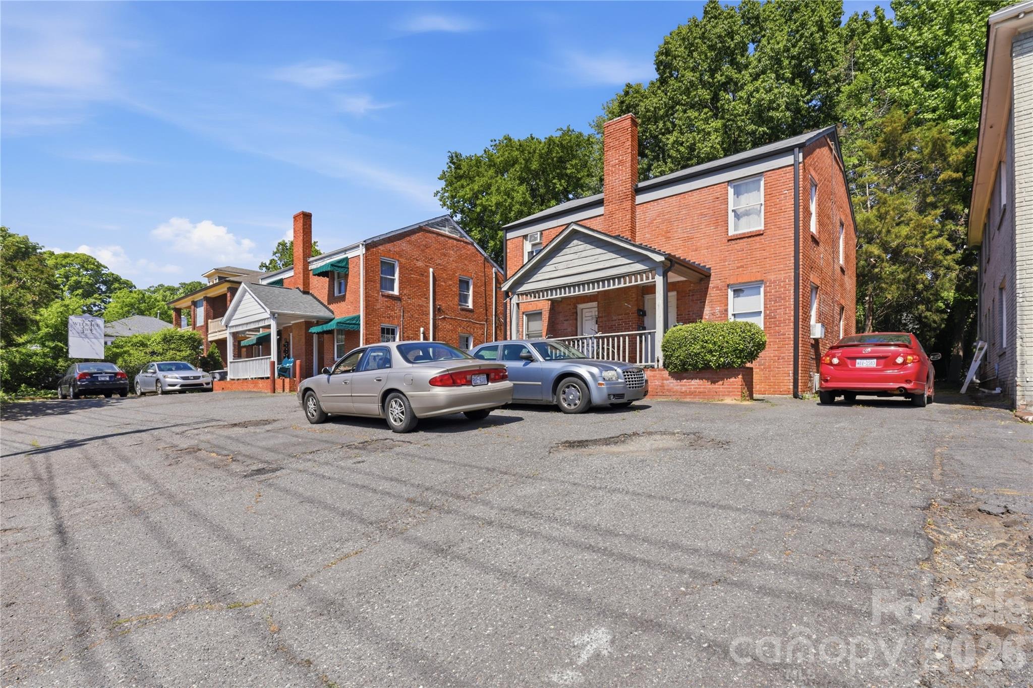 2213-2219 Park Road 27/28 Property Photo 14
