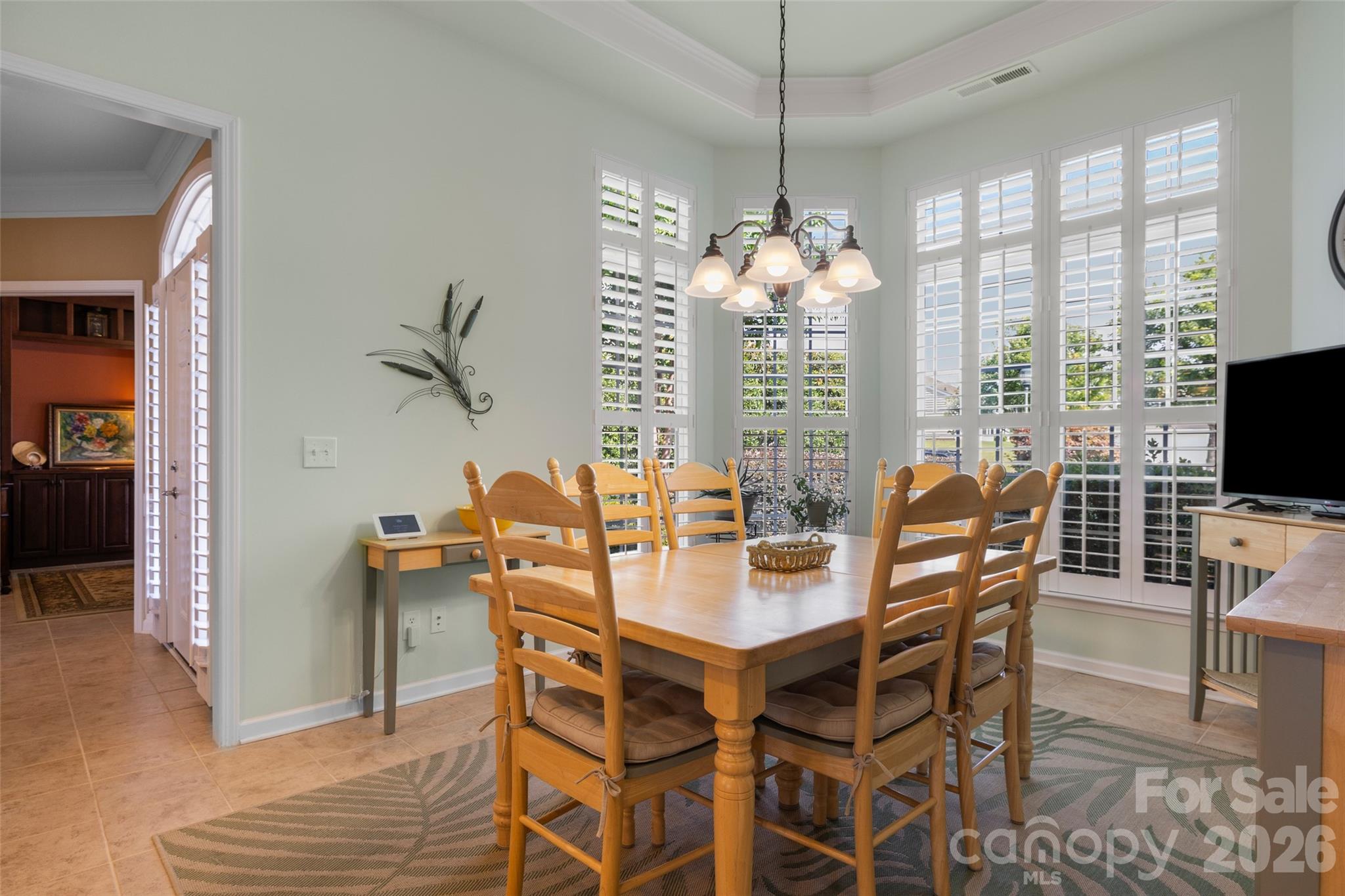5010 Olympic Court Property Photo 7