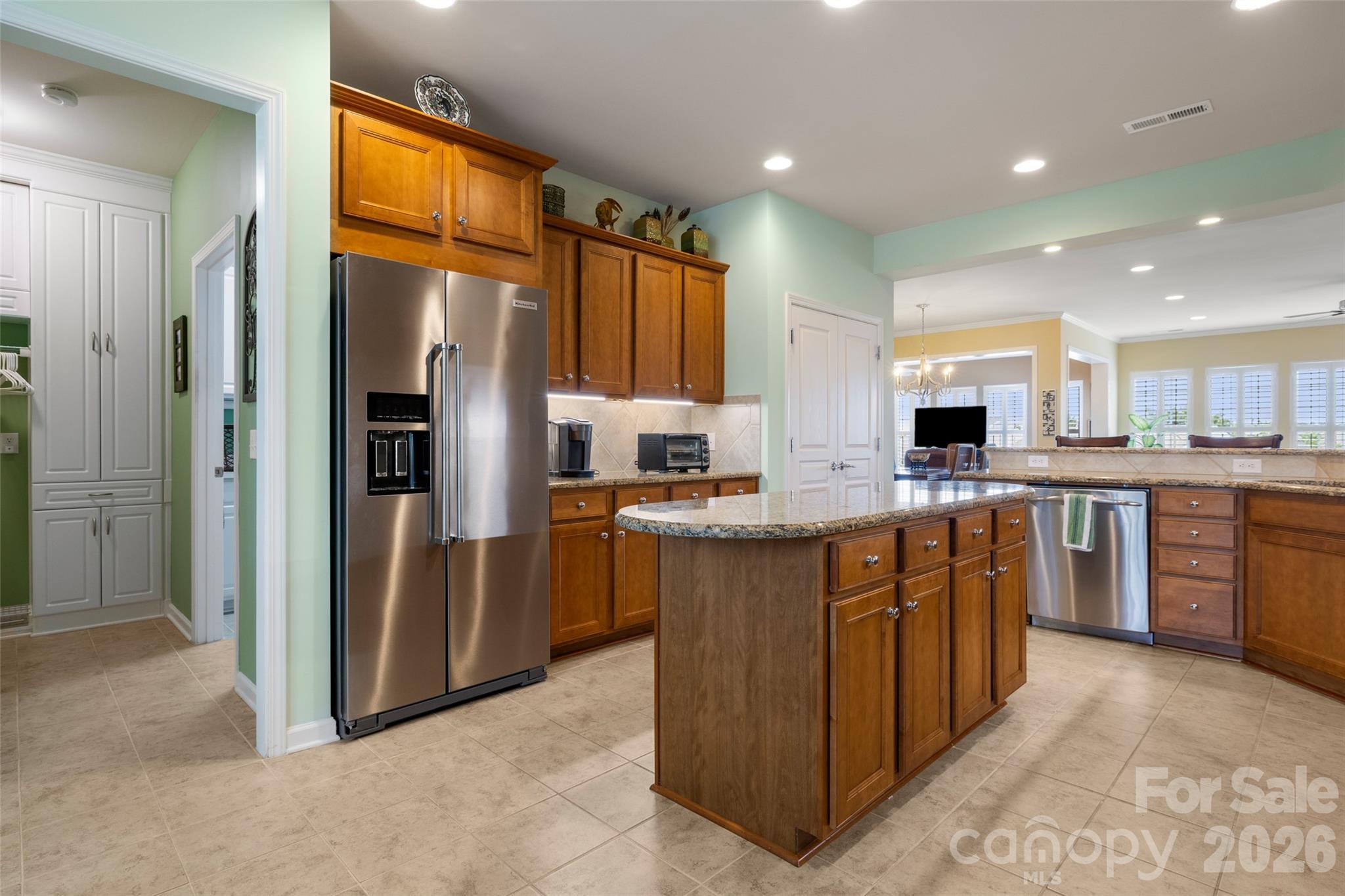 5010 Olympic Court Property Photo 10