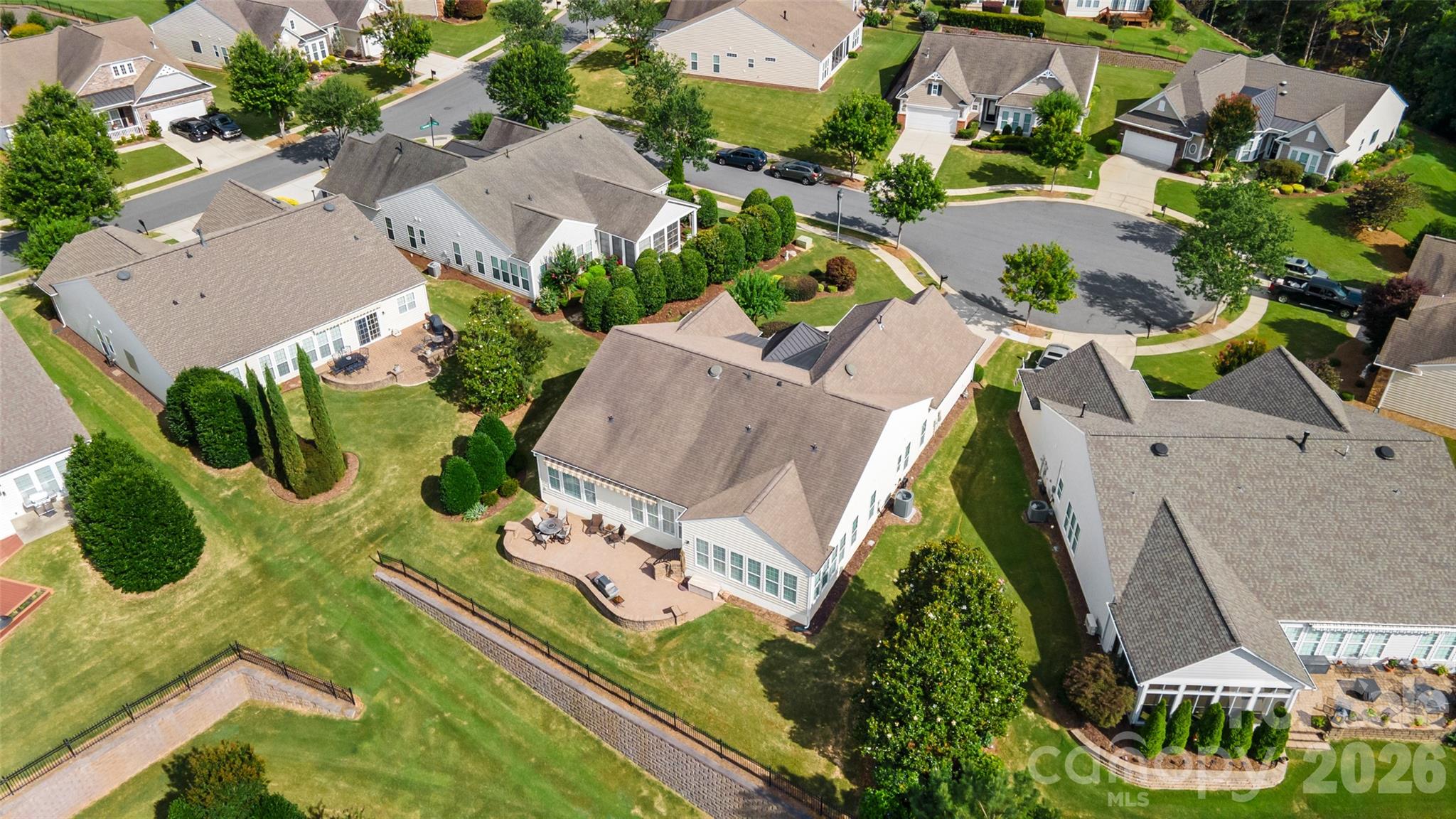 5010 Olympic Court Property Photo 39