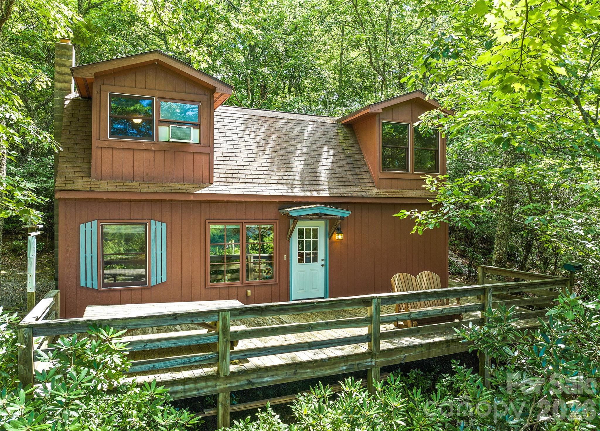 52 Steep Lane Property Photo 1