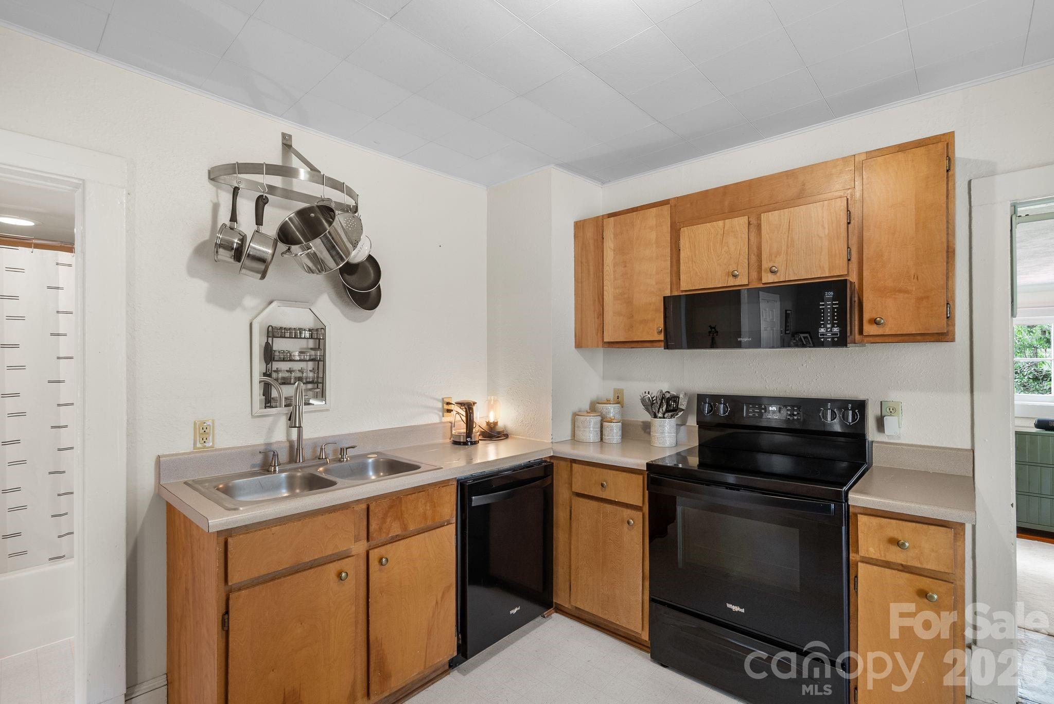 60 Annandale Avenue Property Photo 14