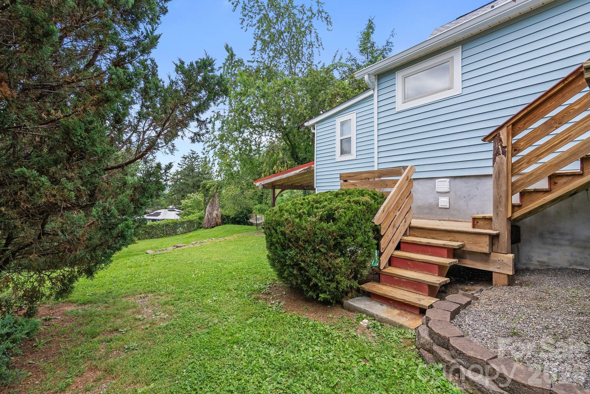 60 Annandale Avenue Property Photo 25