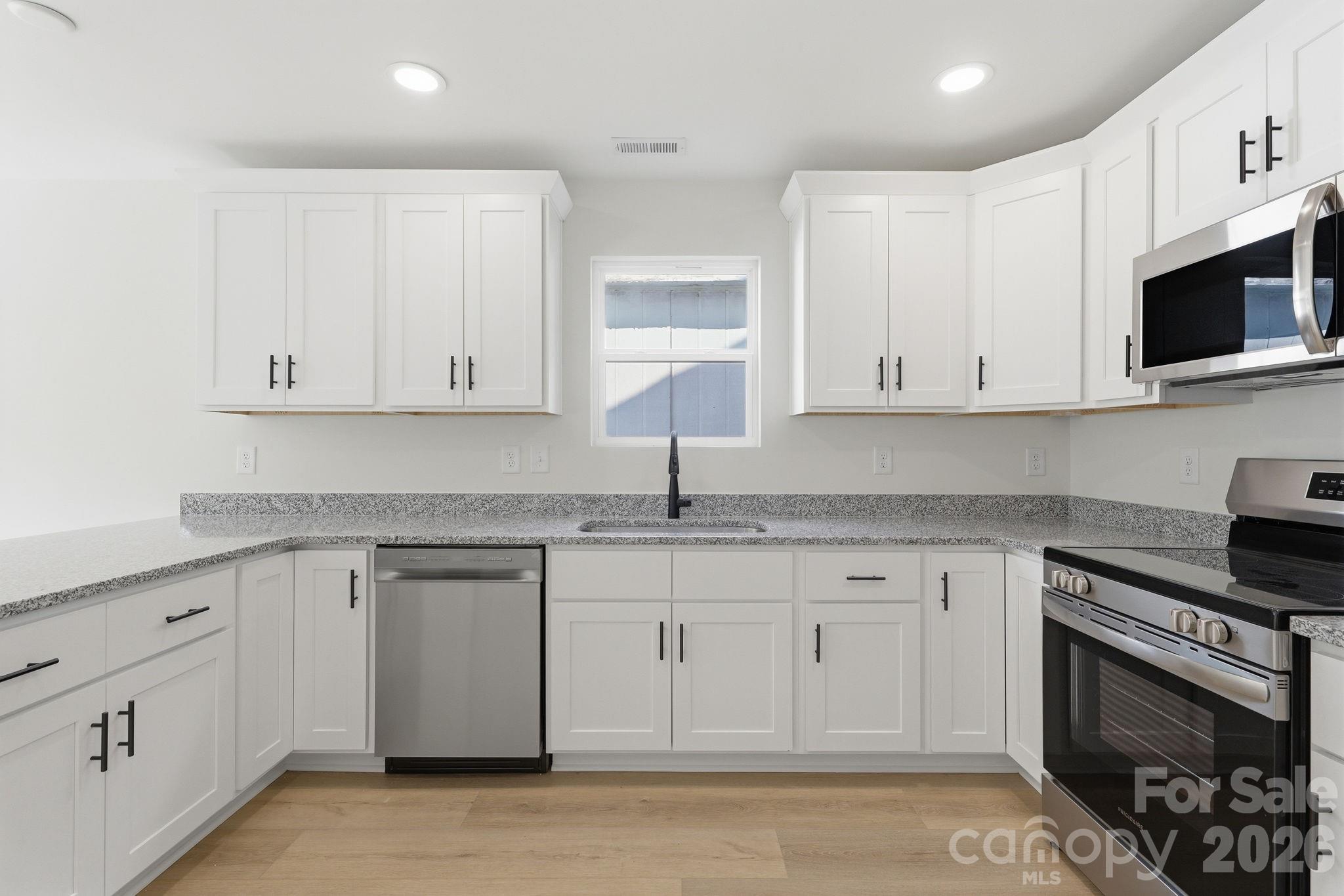 53 Young Avenue Property Photo 10