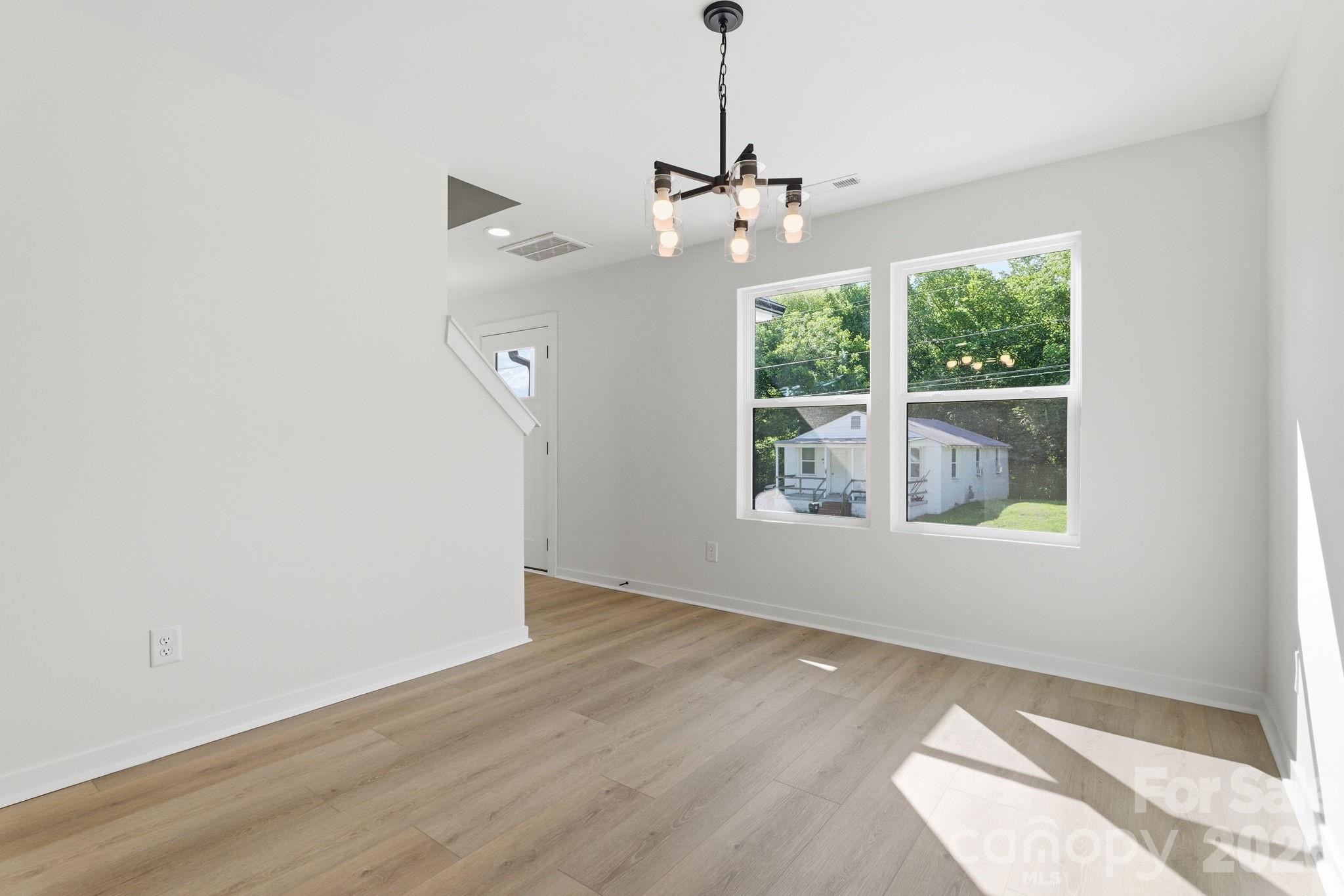 53 Young Avenue Property Photo 14