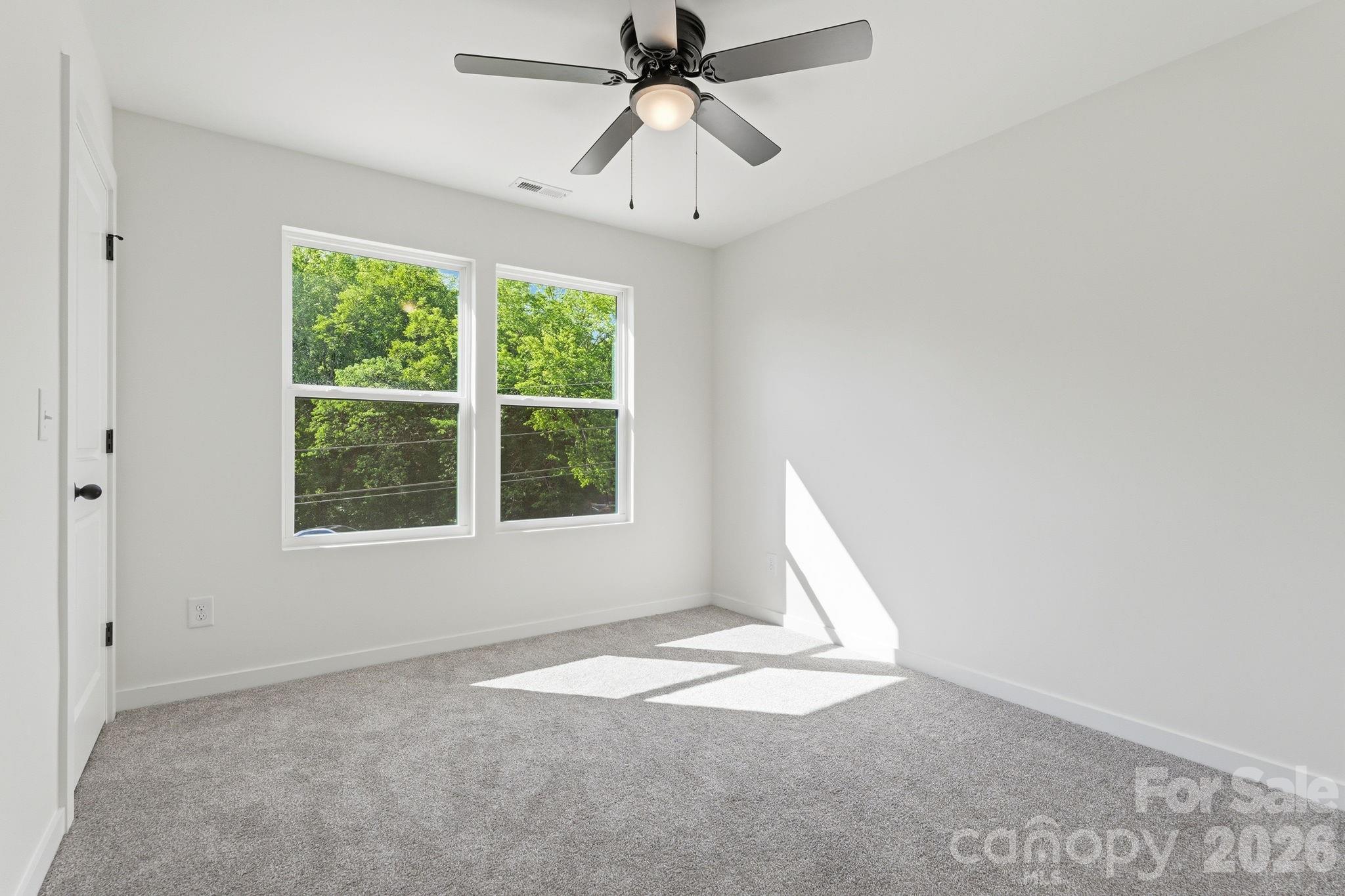 53 Young Avenue Property Photo 27