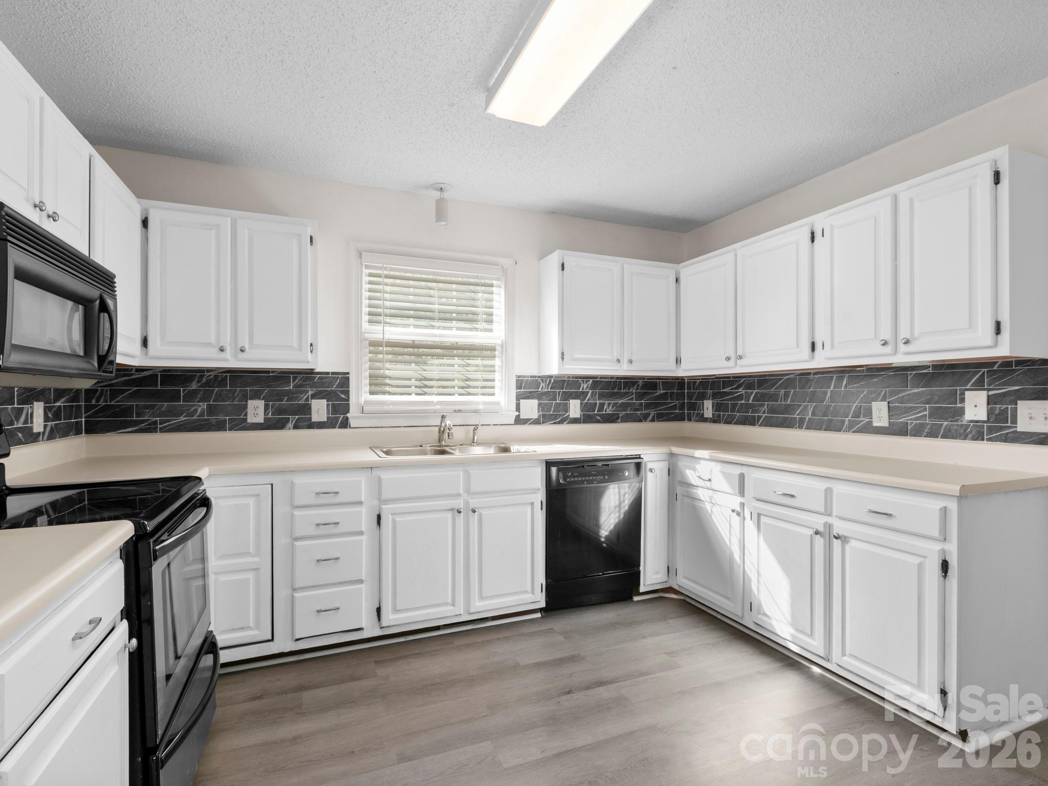 1 Strathmore Drive Property Photo 12