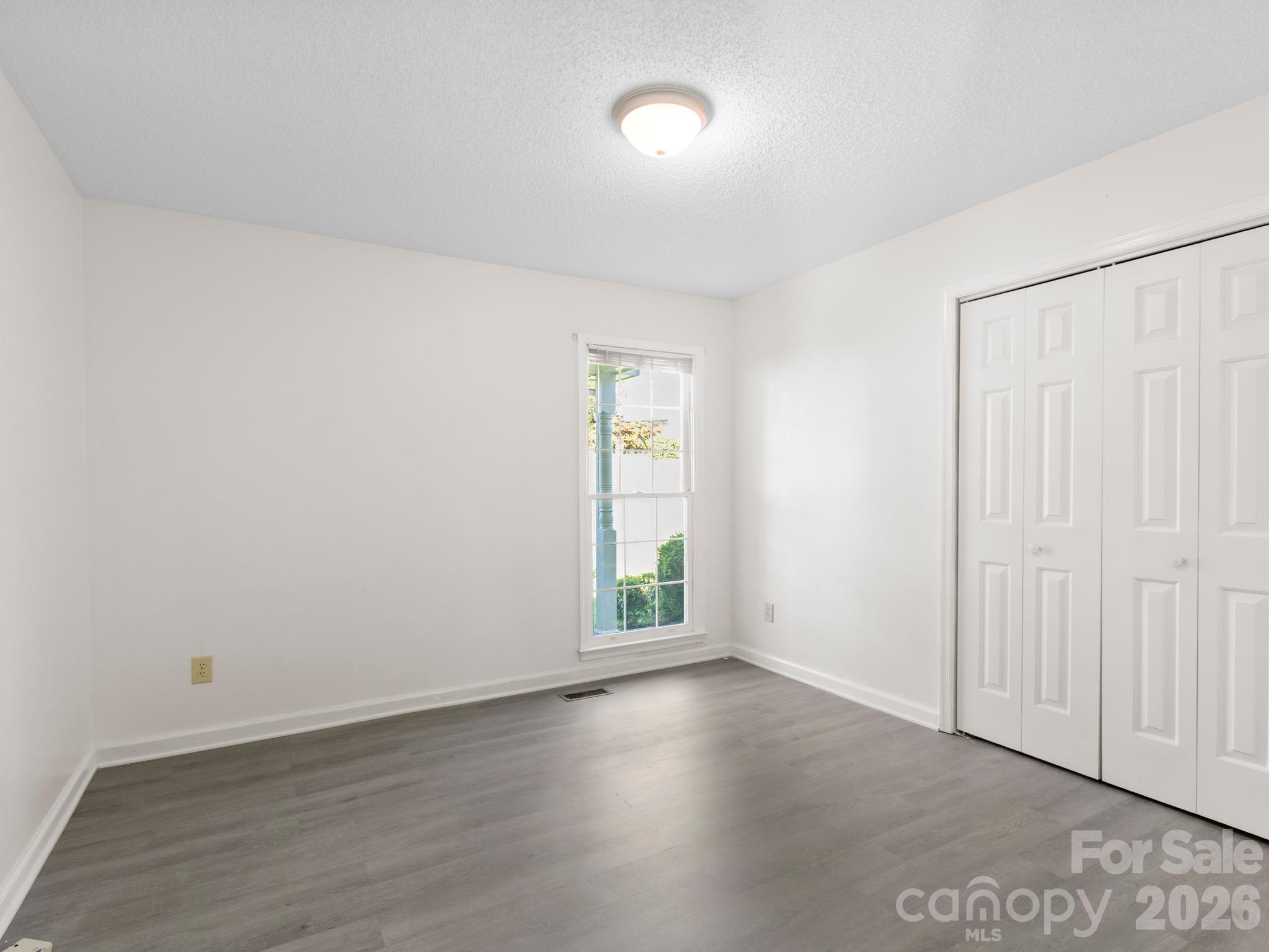 1 Strathmore Drive Property Photo 22