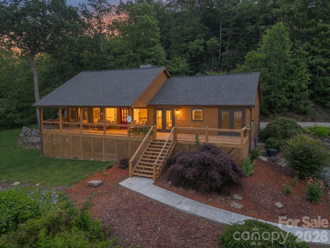 1025 Jeter Mountain Road Property Photo 1
