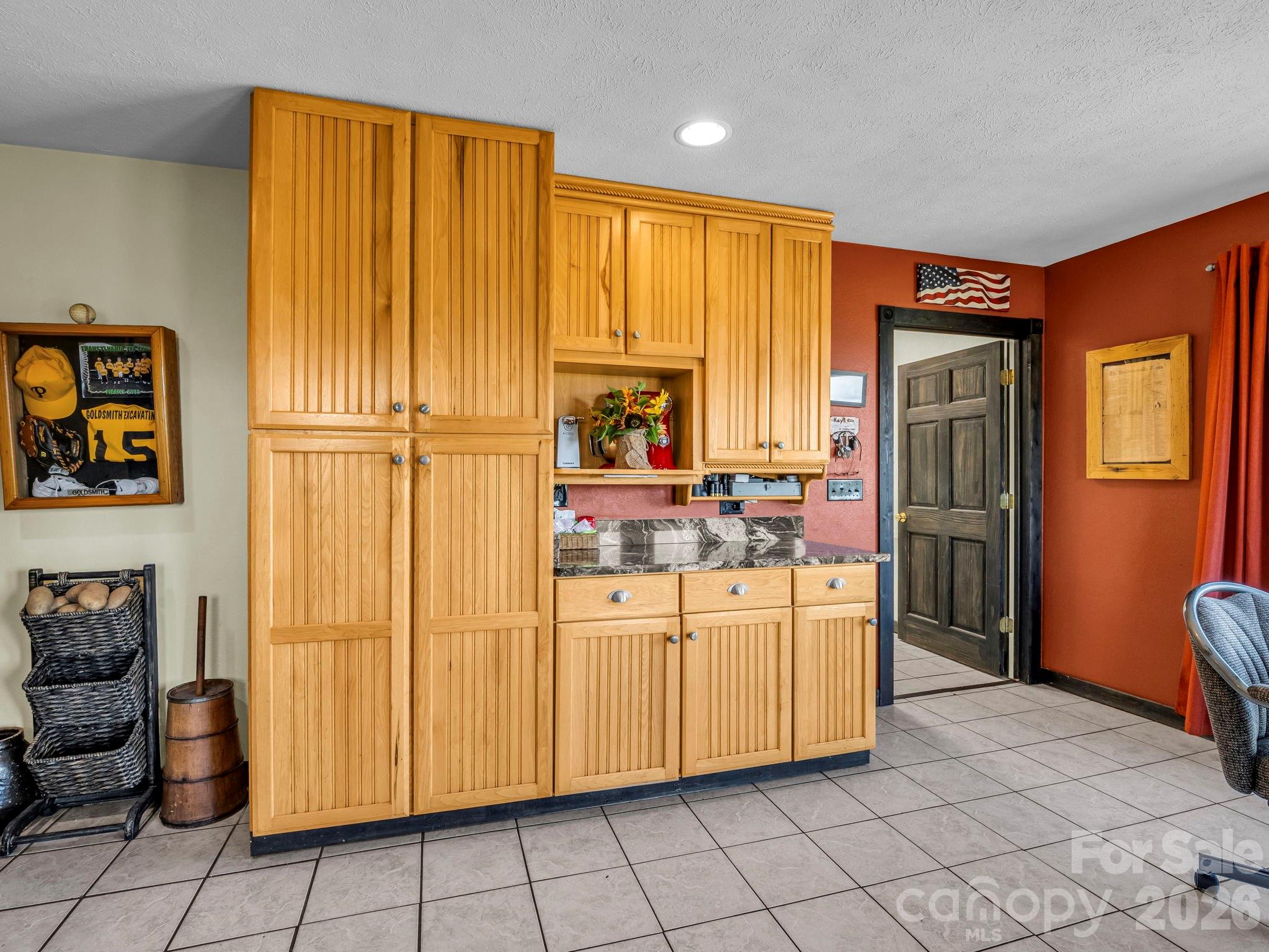 1025 Jeter Mountain Road Property Photo 14