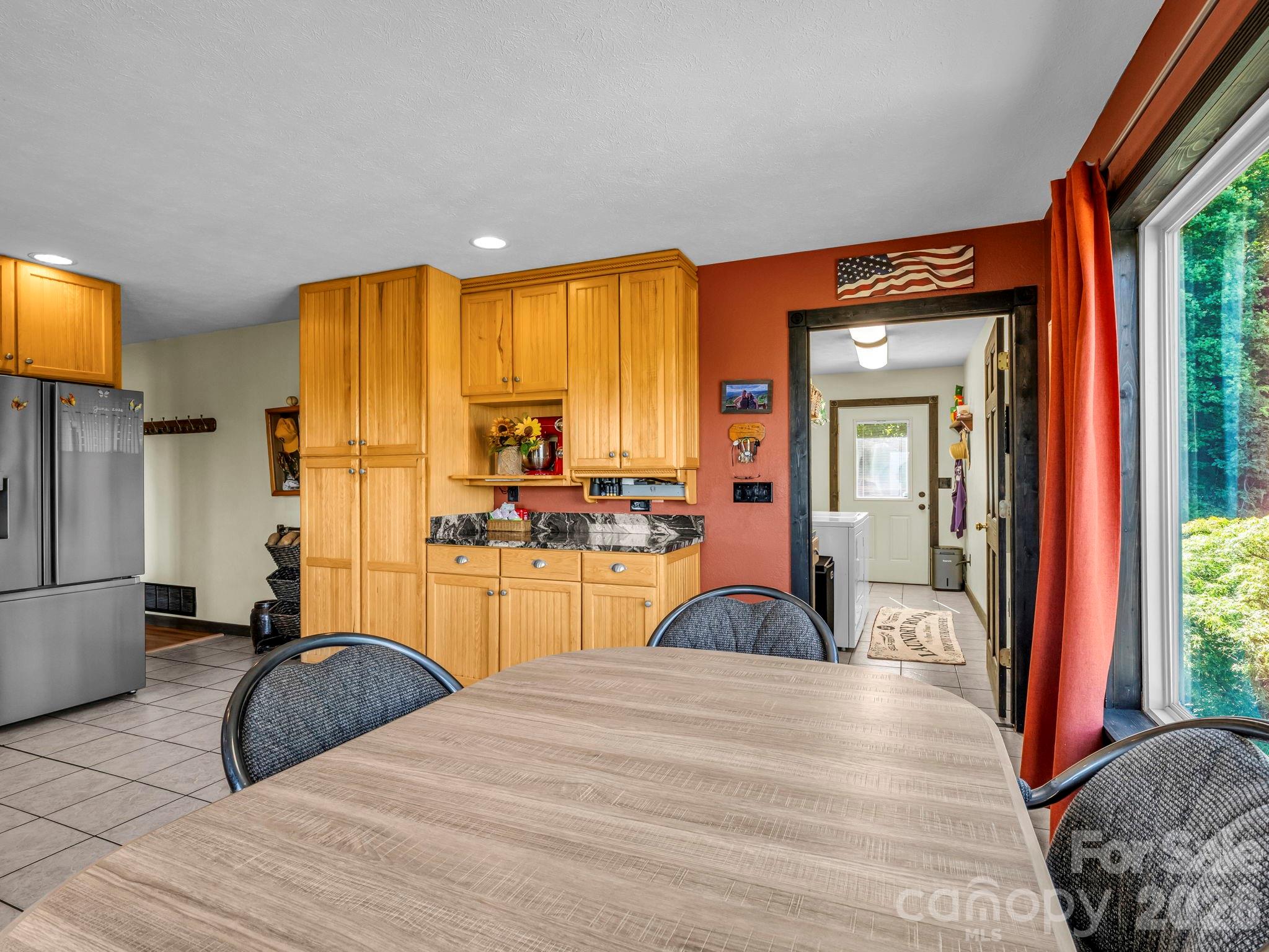 1025 Jeter Mountain Road Property Photo 16