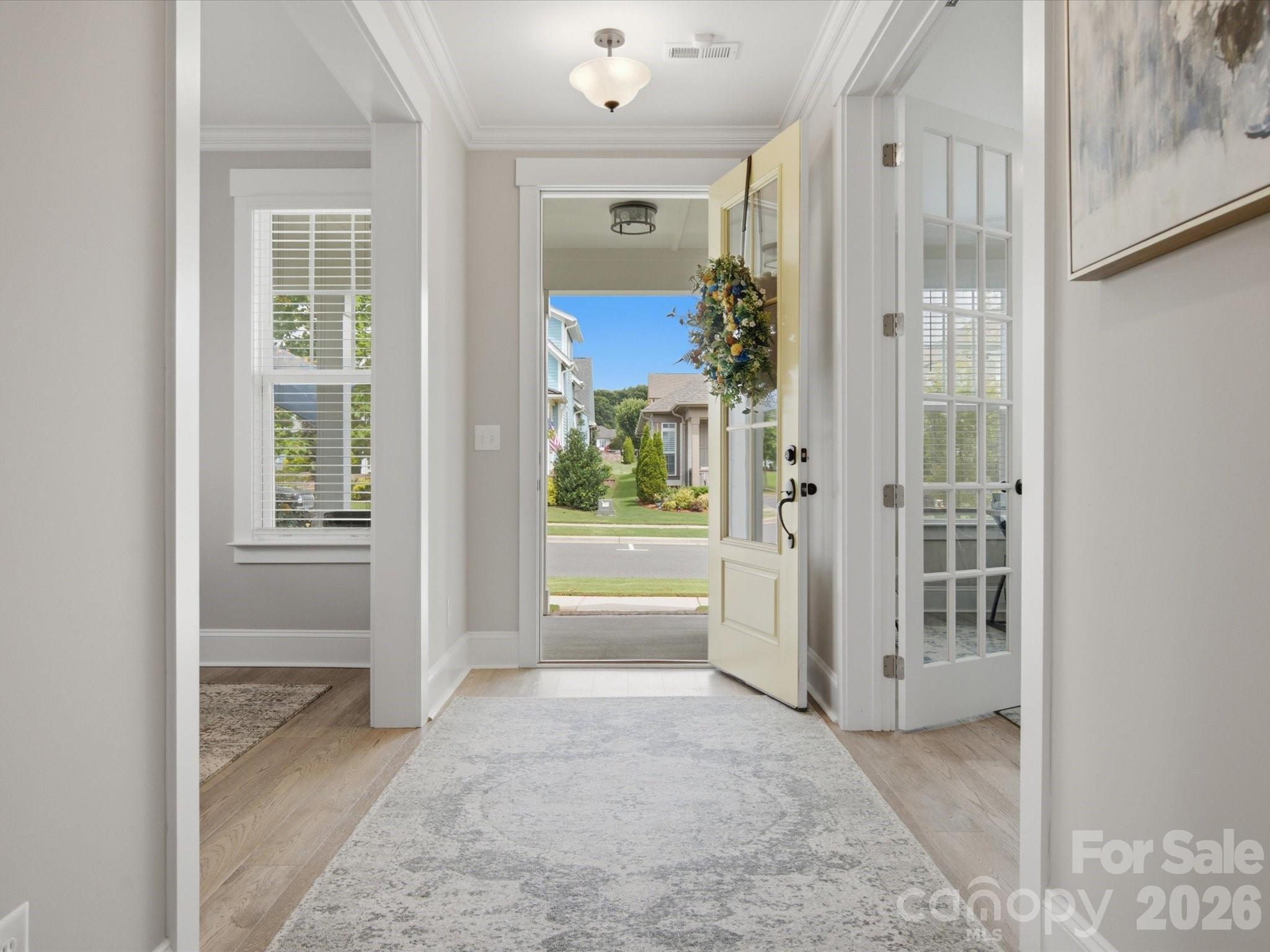 364 Luray Way Property Photo 7