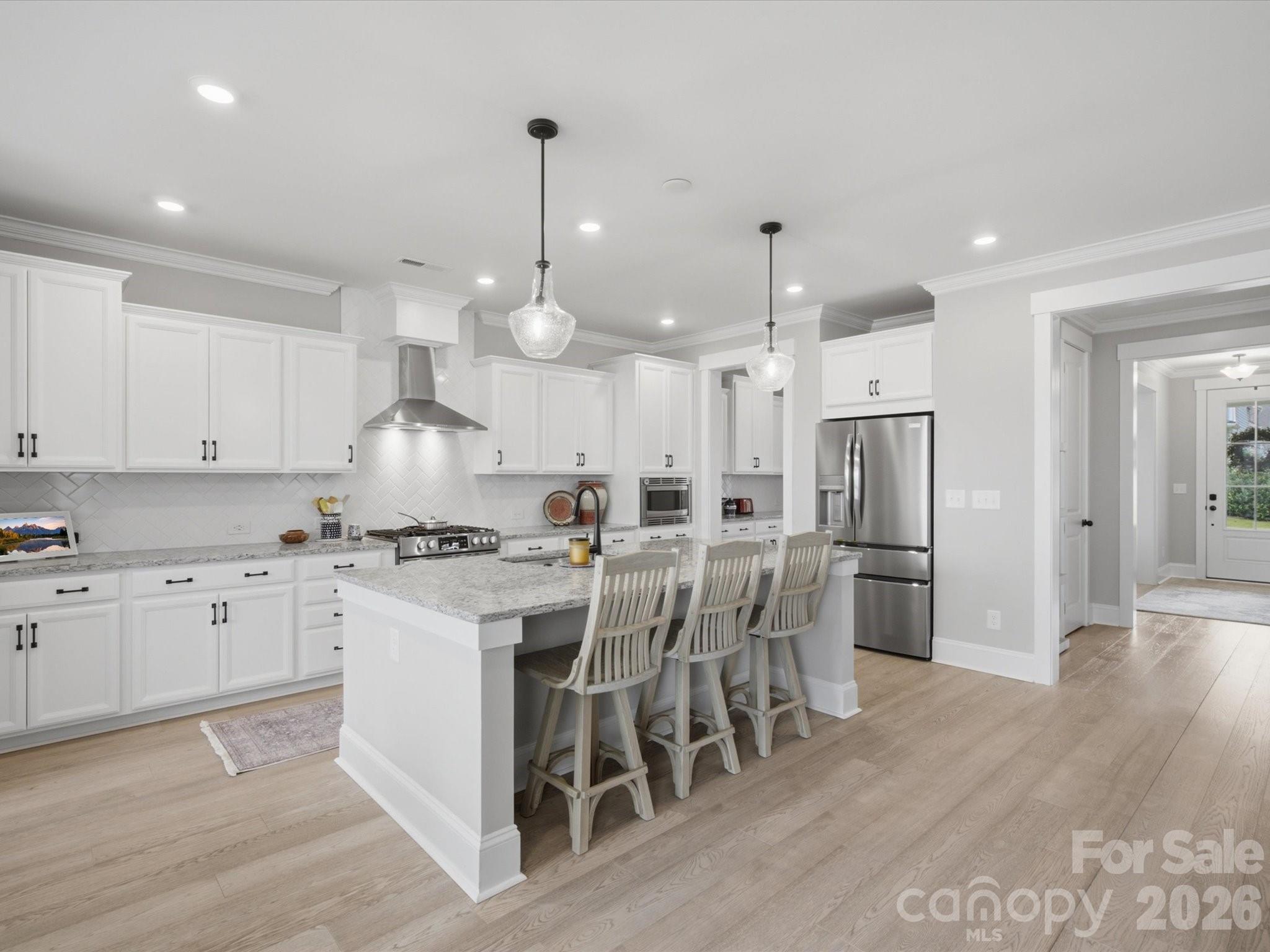 364 Luray Way Property Photo 14