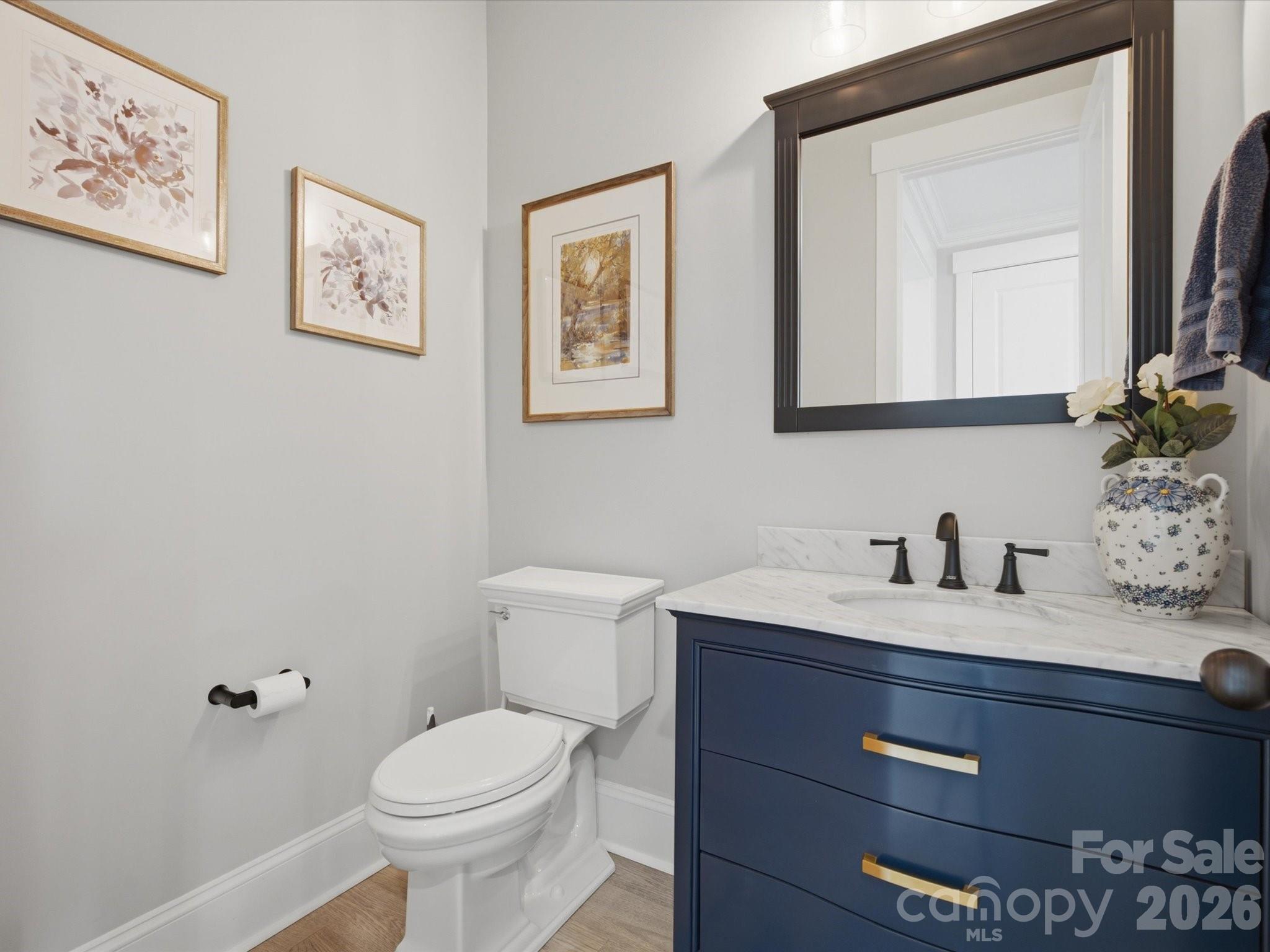 364 Luray Way Property Photo 20
