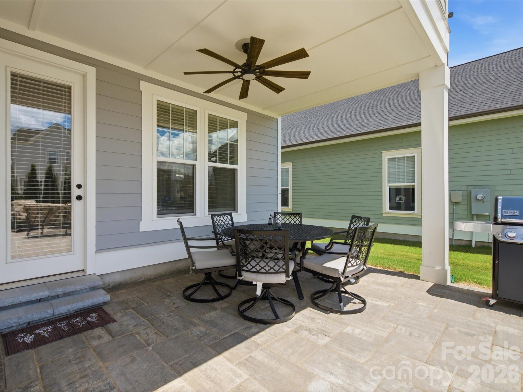 364 Luray Way Property Photo 38