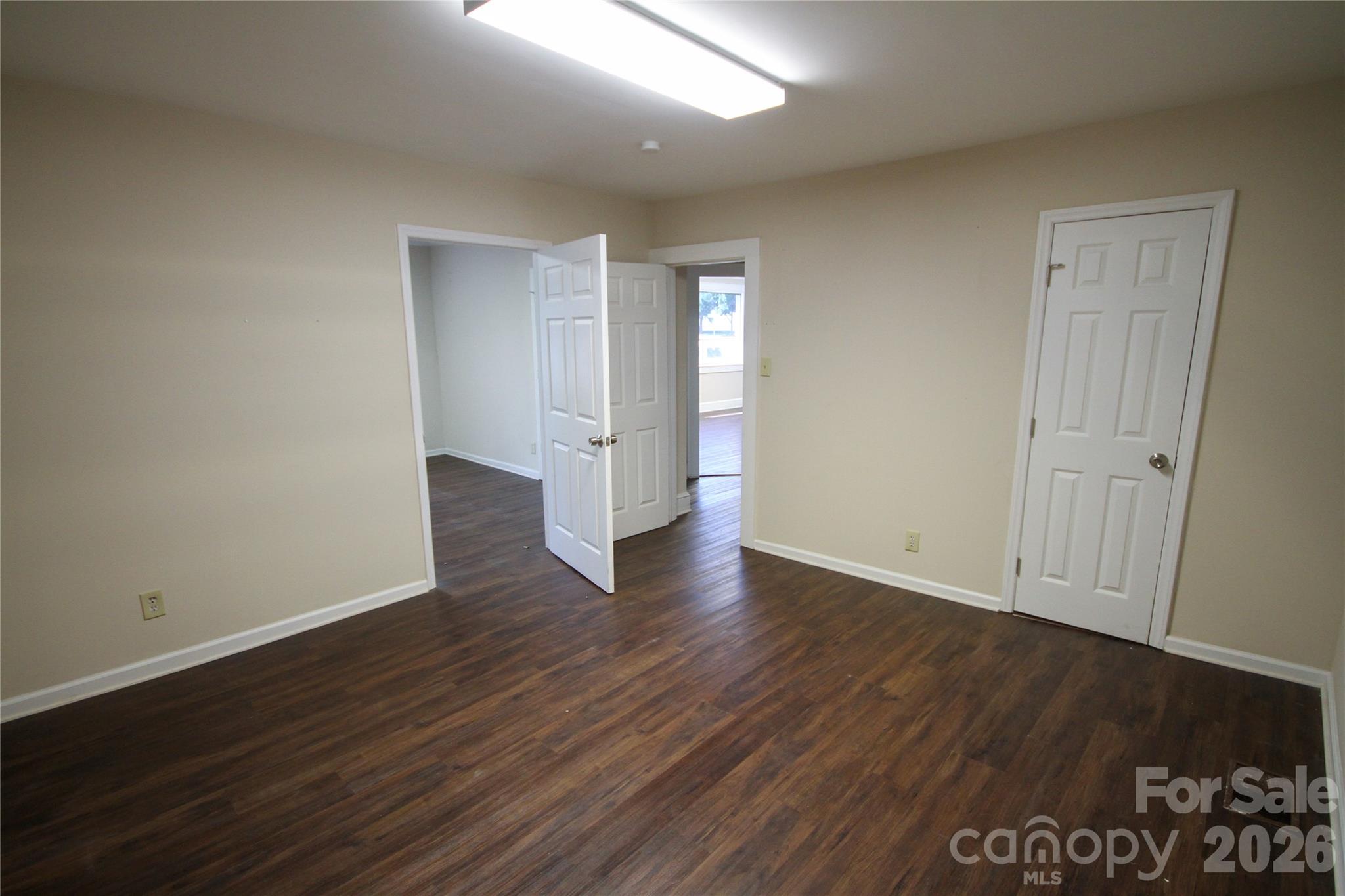 1909 Cherry Road Property Photo 11