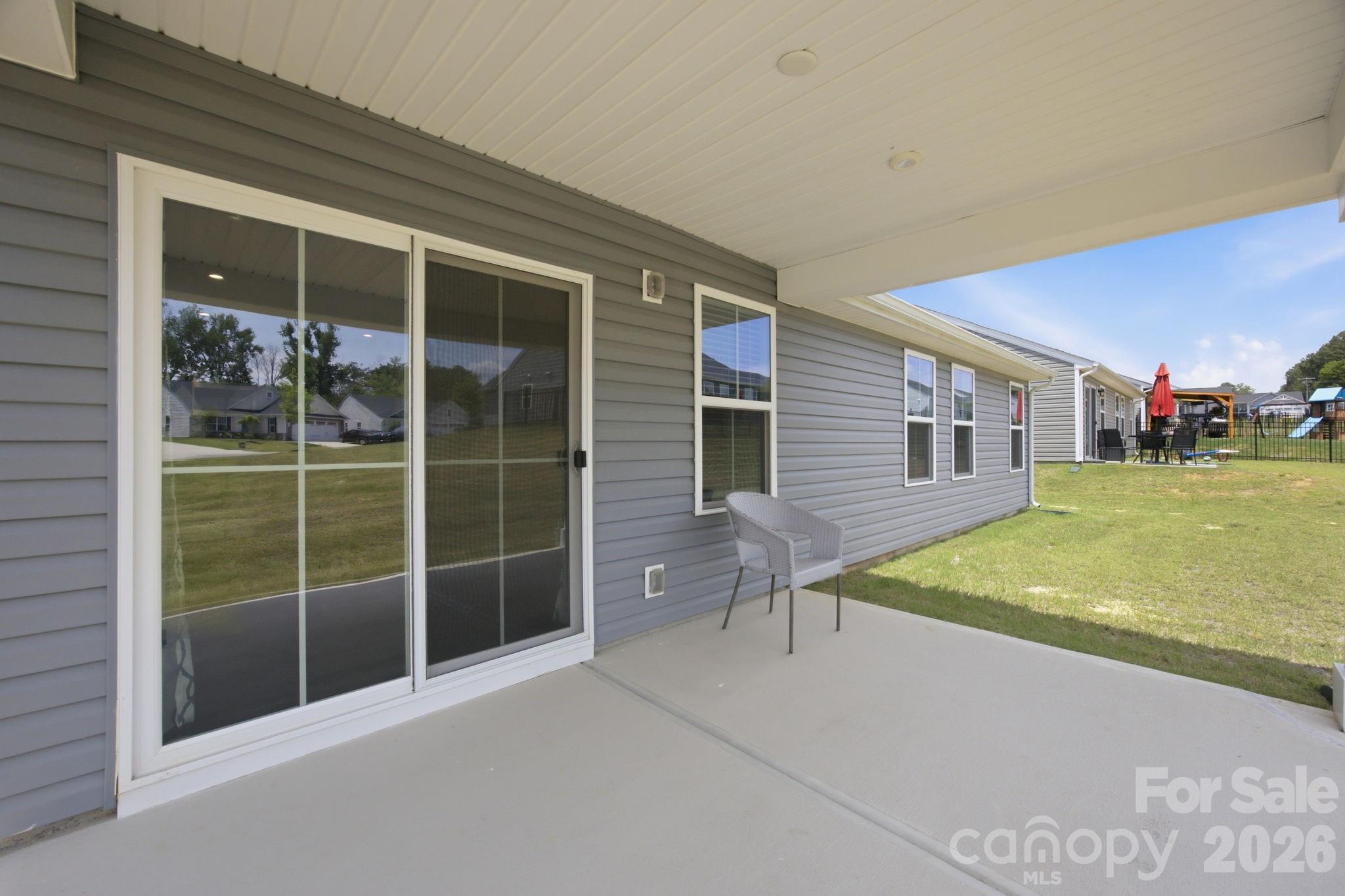 621 Grandiflora Avenue Property Photo 13