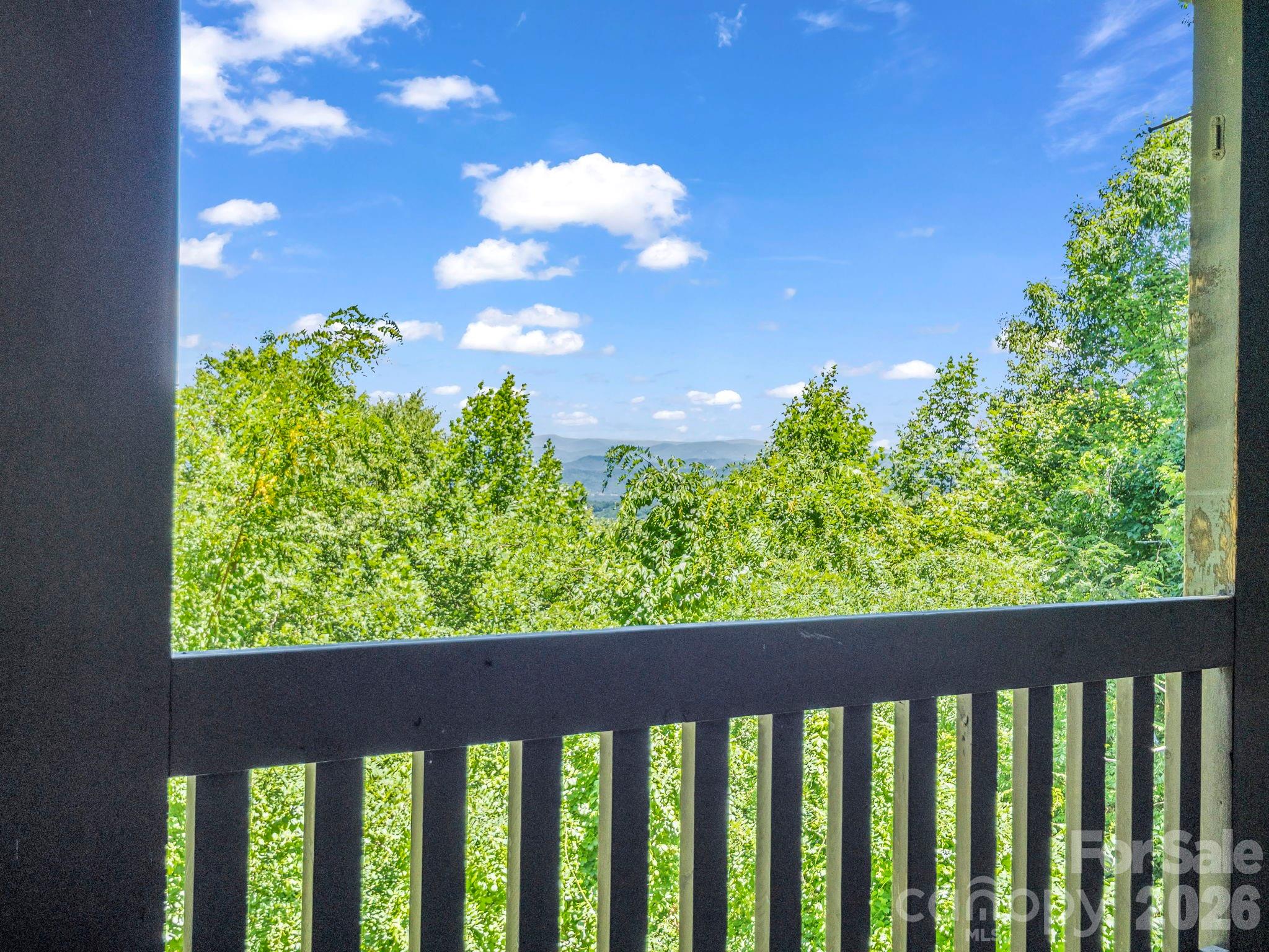 122 Birchwood Drive Property Photo 2