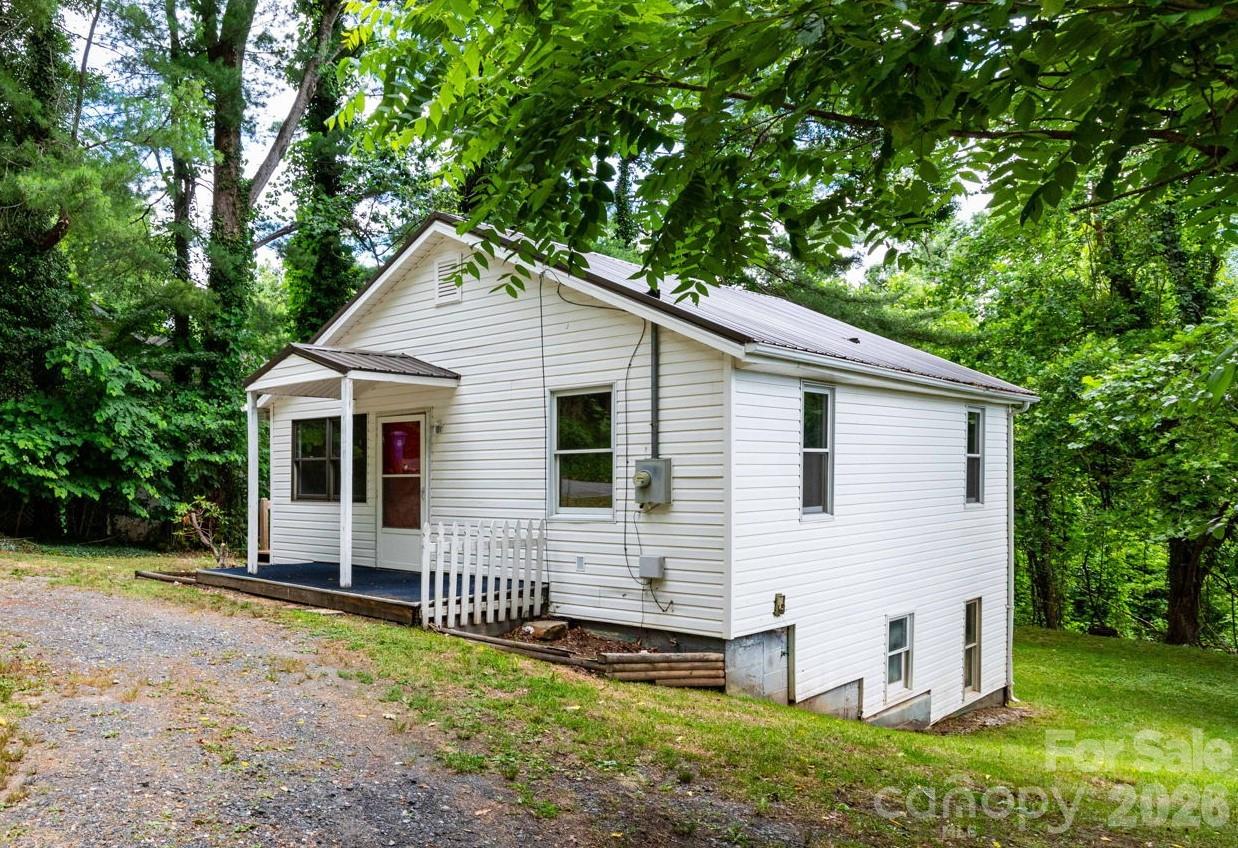 129 Shelburne Road Property Photo 1
