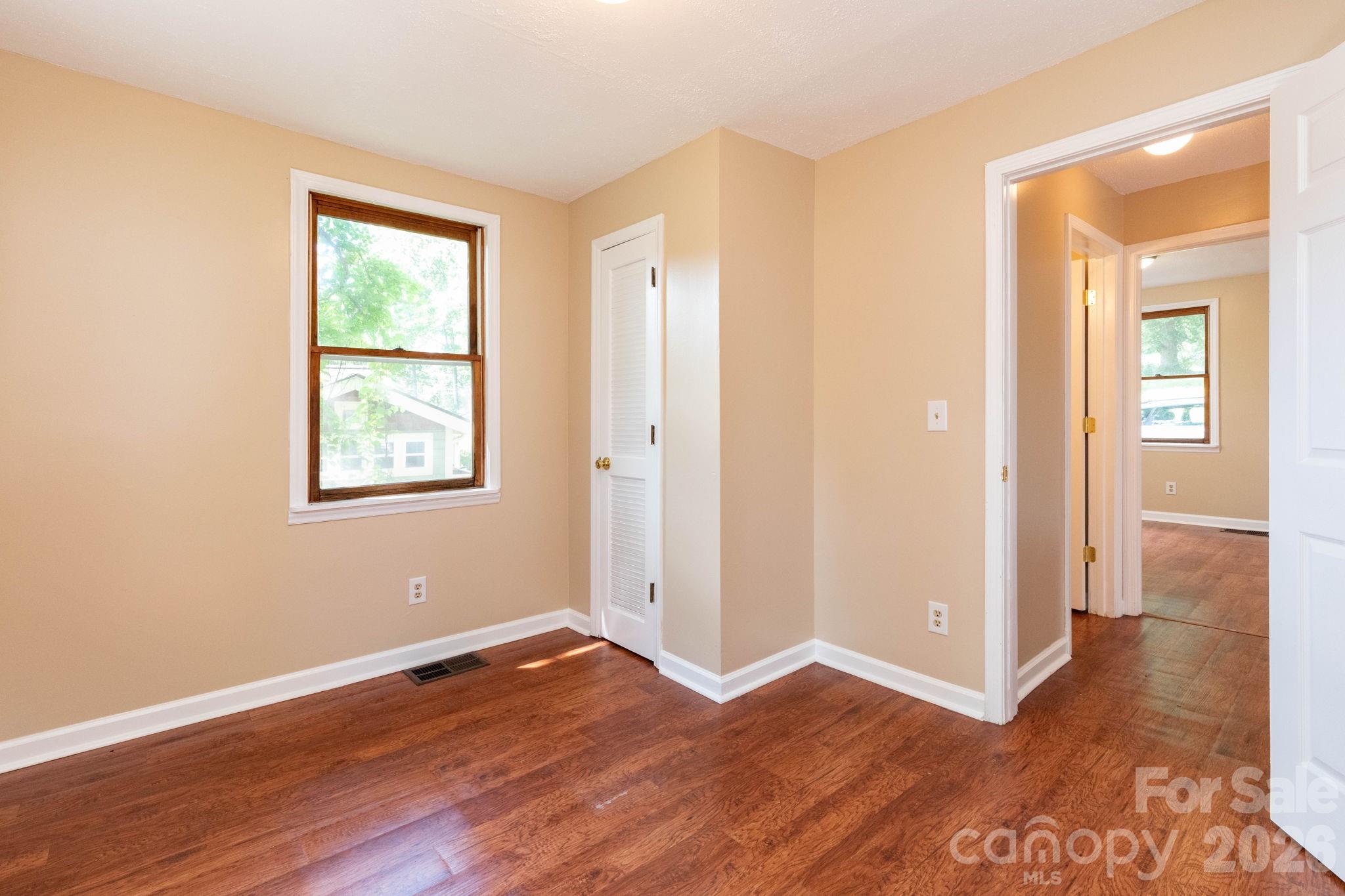 129 Shelburne Road Property Photo 11