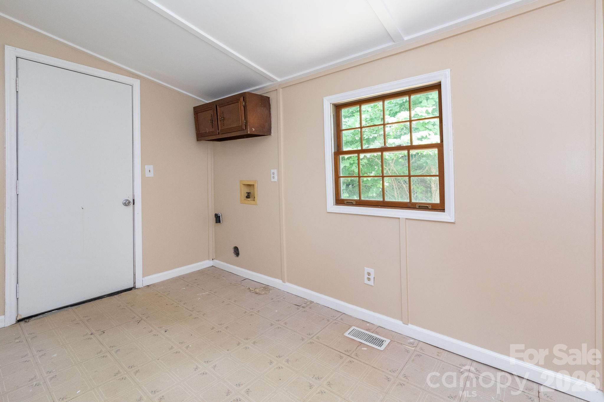 129 Shelburne Road Property Photo 18