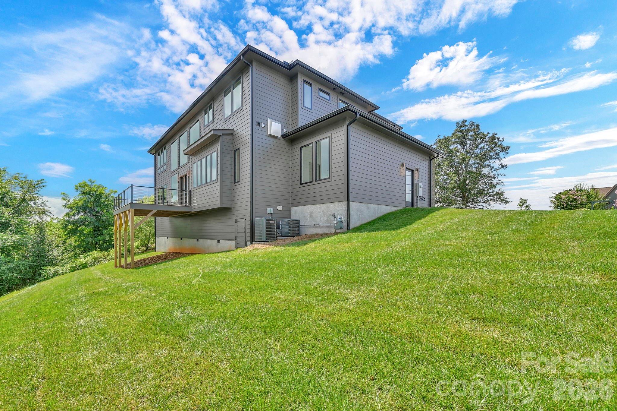 227 Pisgah Ridge Trail Property Photo 4