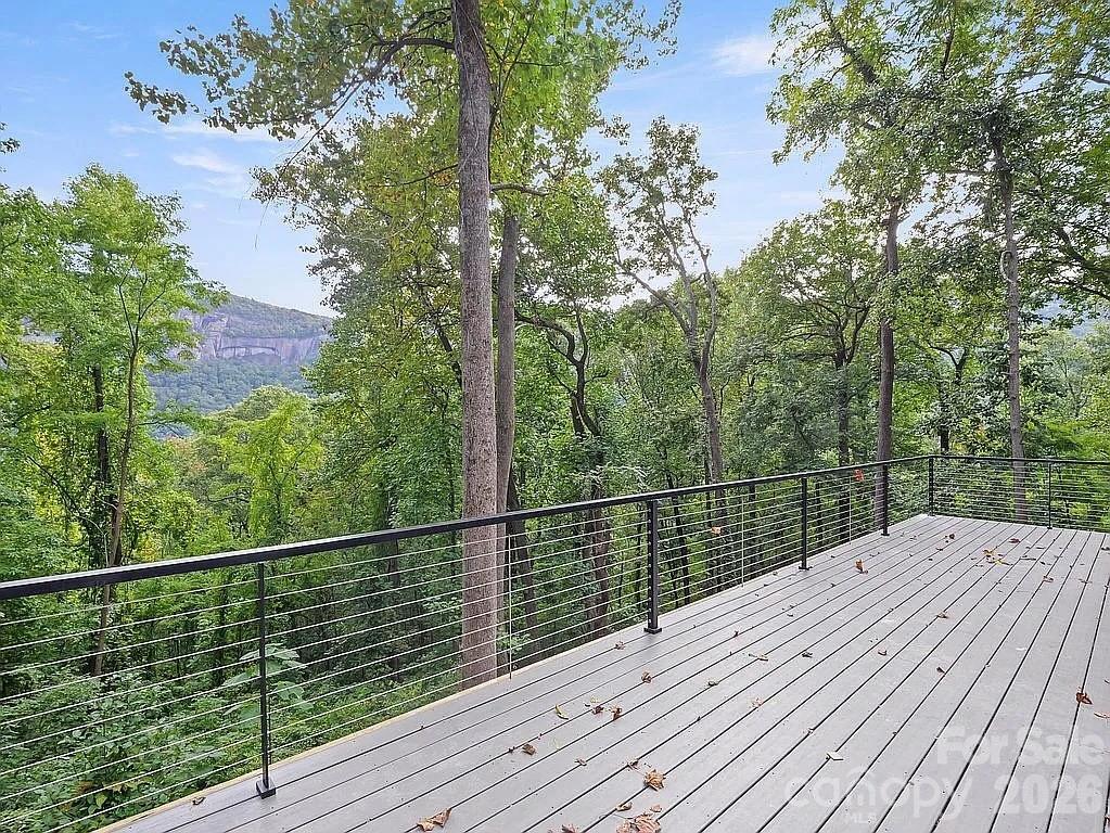 384 Cascada Vista Drive Property Photo 11