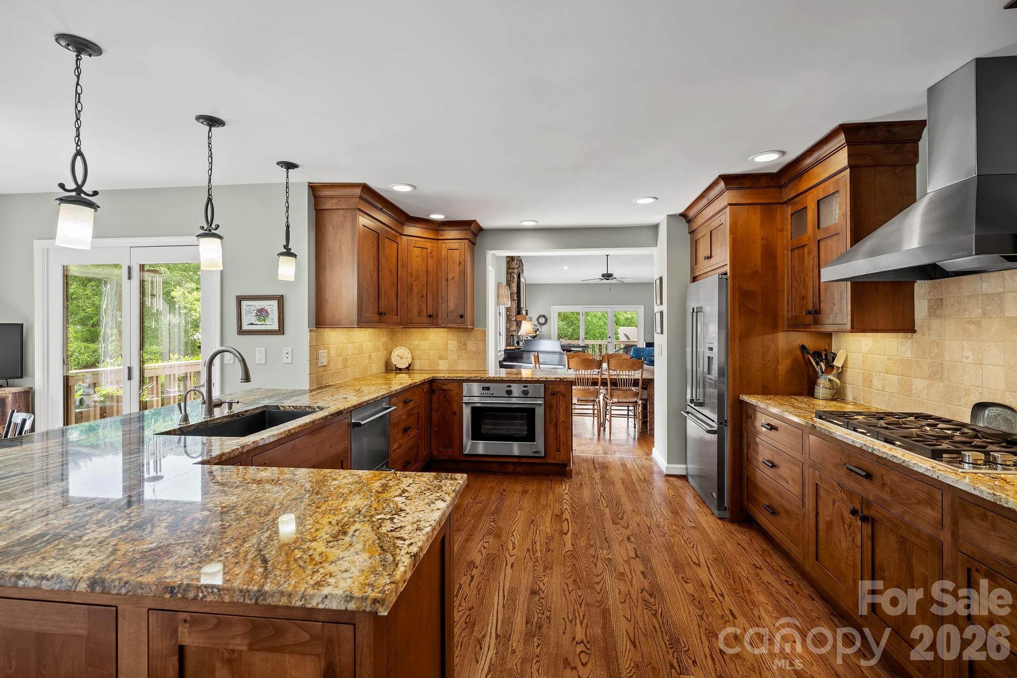 52 Clubside Drive Property Photo 8