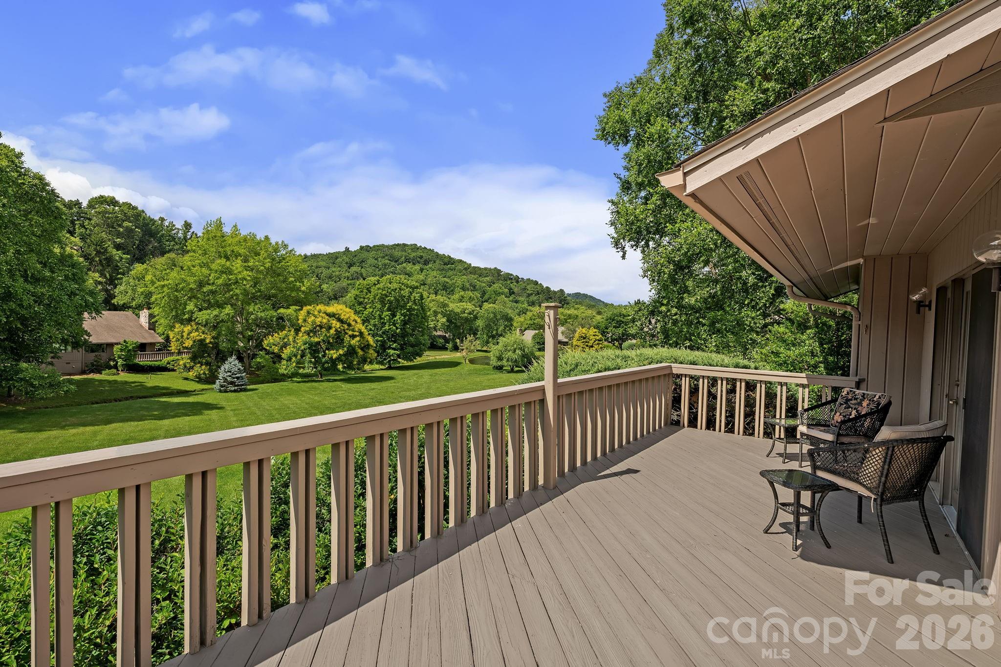 52 Clubside Drive Property Photo 16