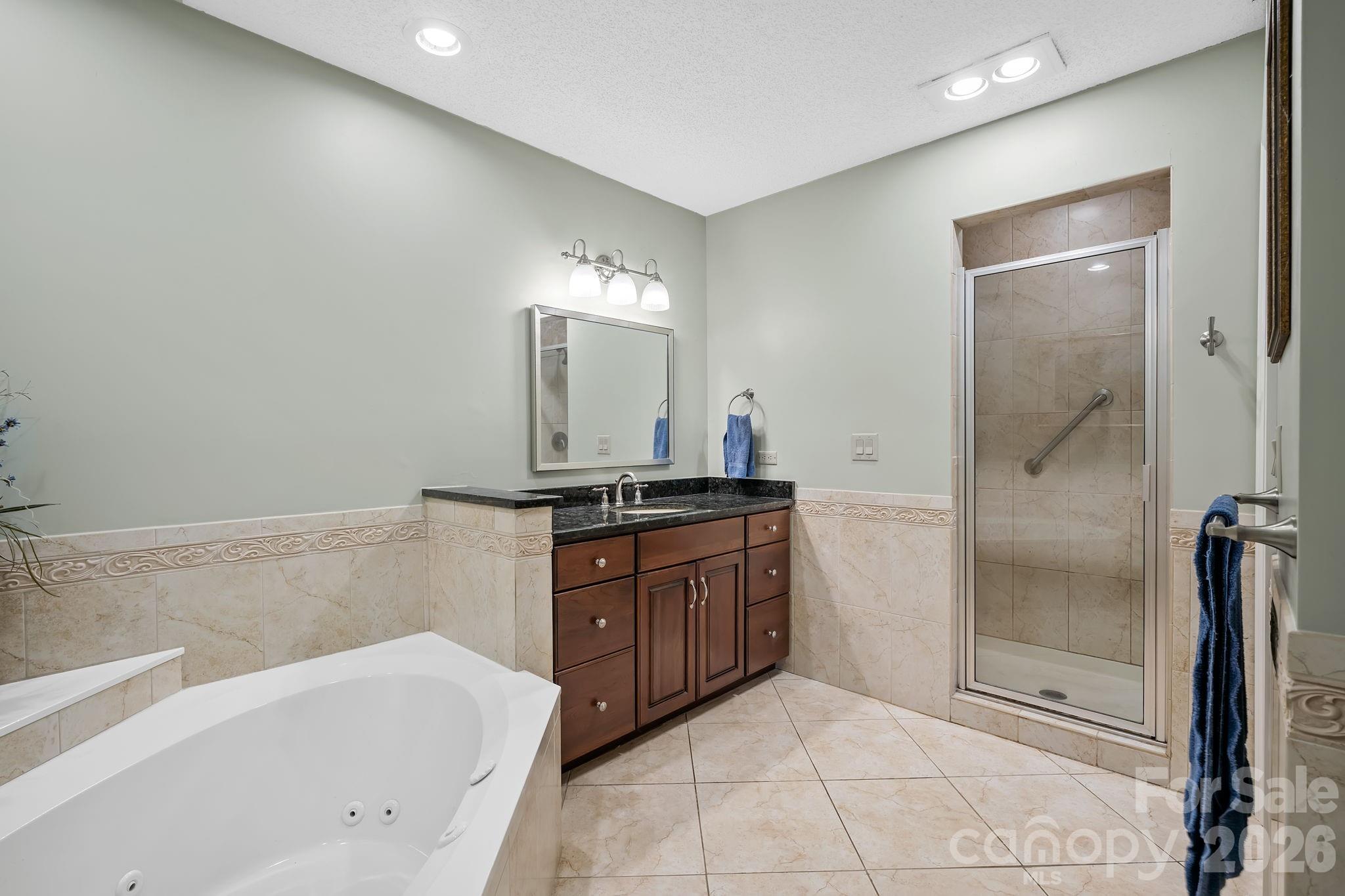 52 Clubside Drive Property Photo 20