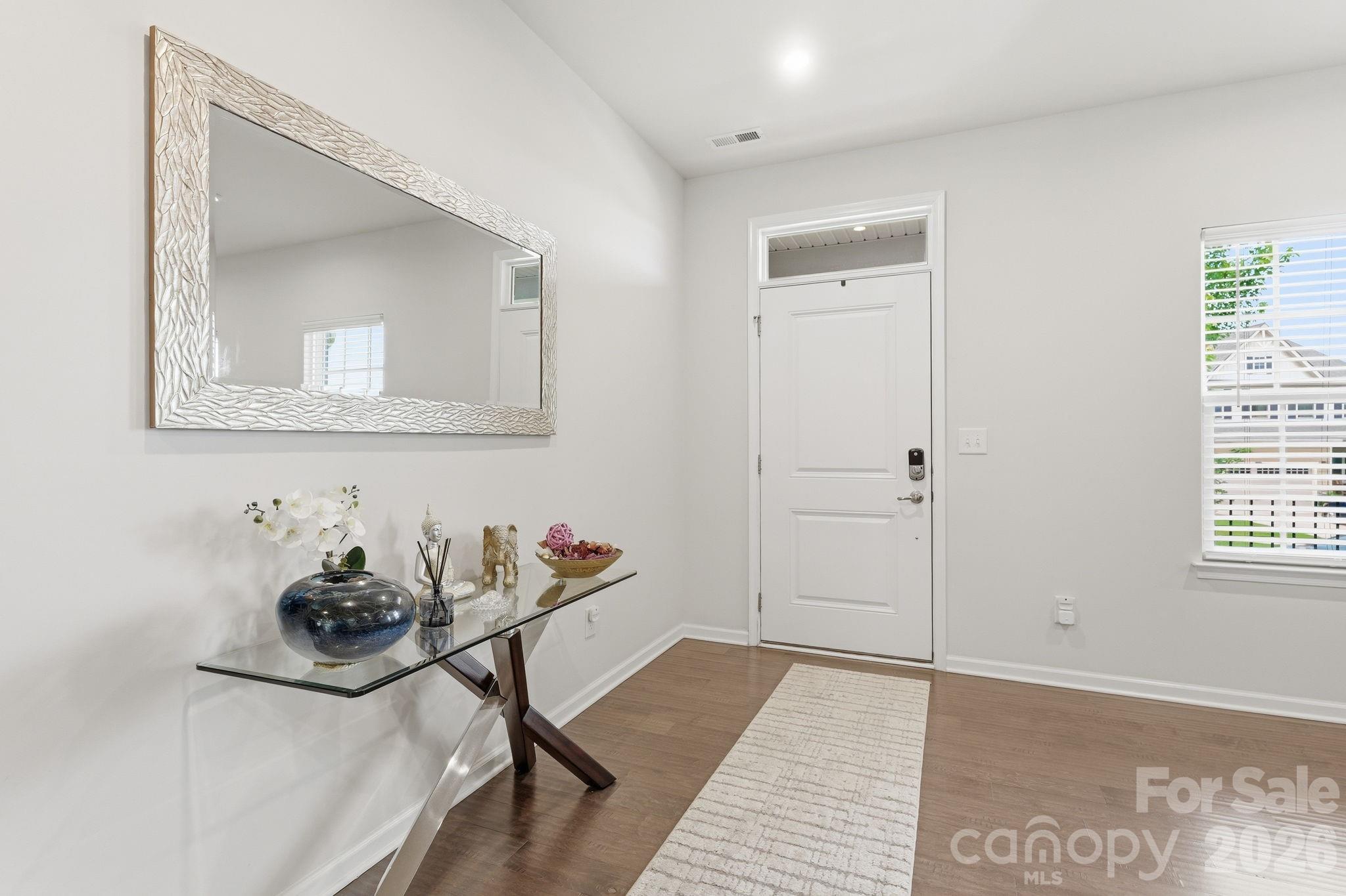 1848 Scarbrough Circle Property Photo 4