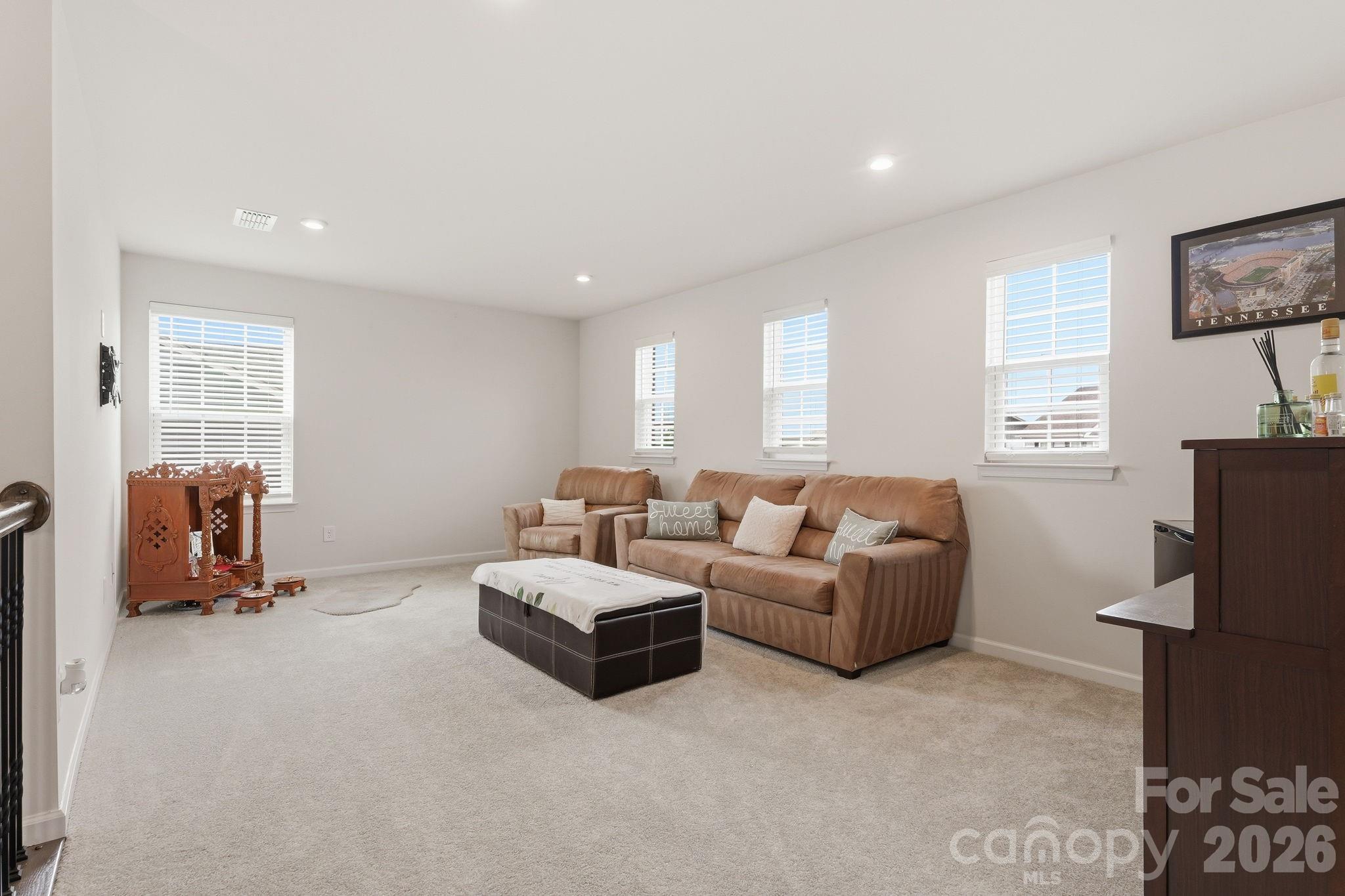 1848 Scarbrough Circle Property Photo 11