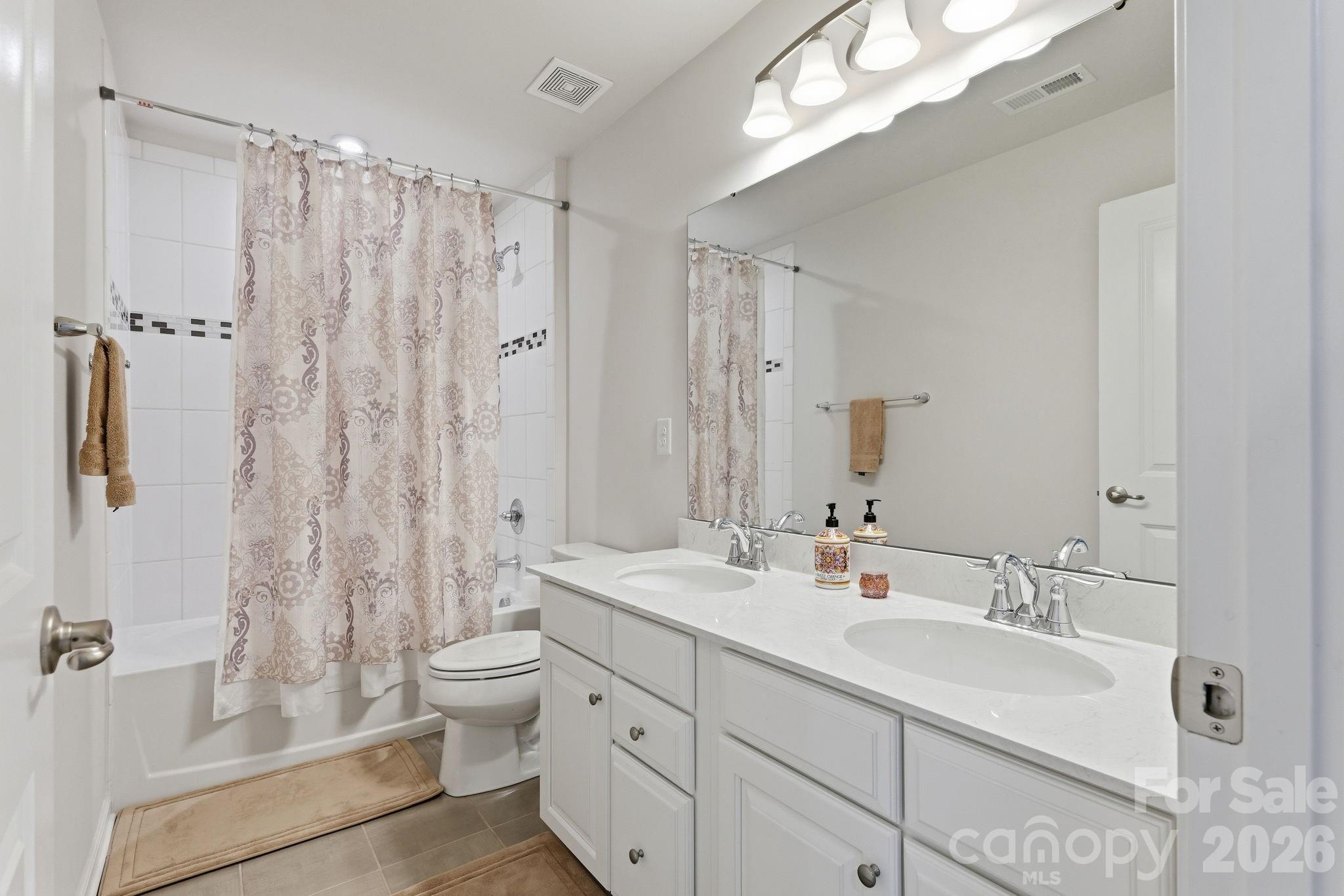 1848 Scarbrough Circle Property Photo 15