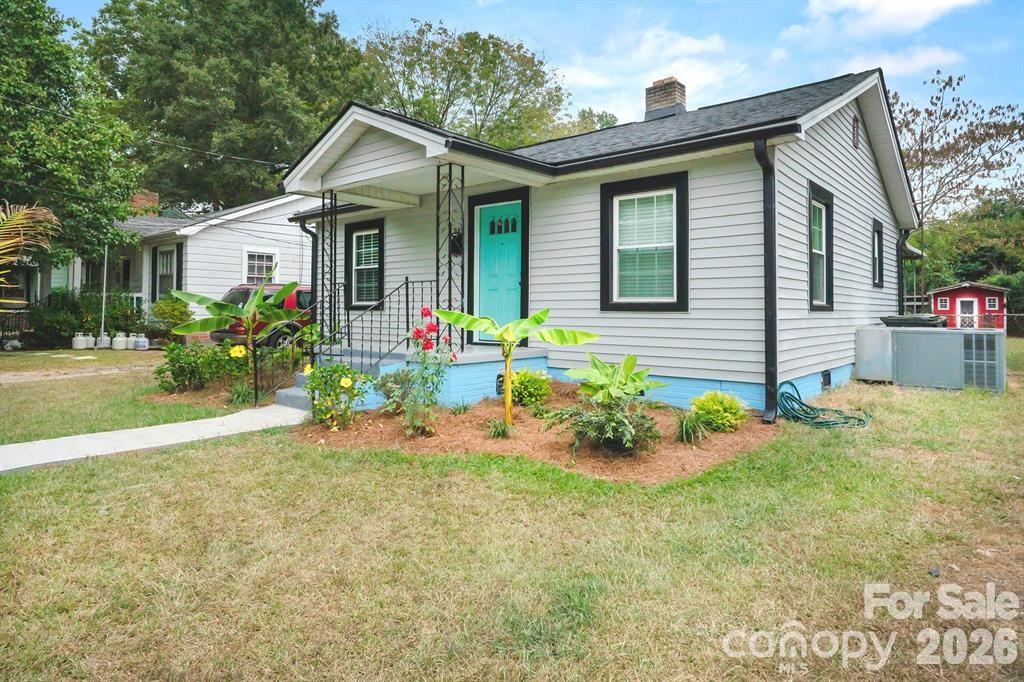 215 Keels Avenue Property Photo 3