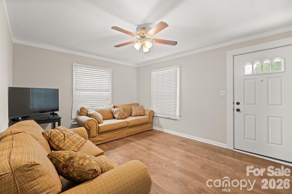 215 Keels Avenue Property Photo 5