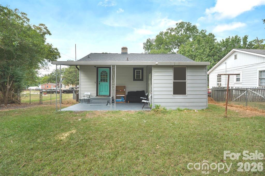 215 Keels Avenue Property Photo 12