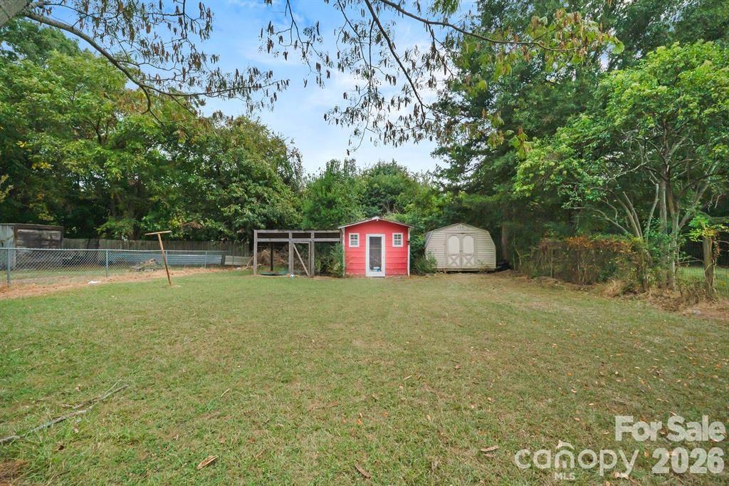 215 Keels Avenue Property Photo 13
