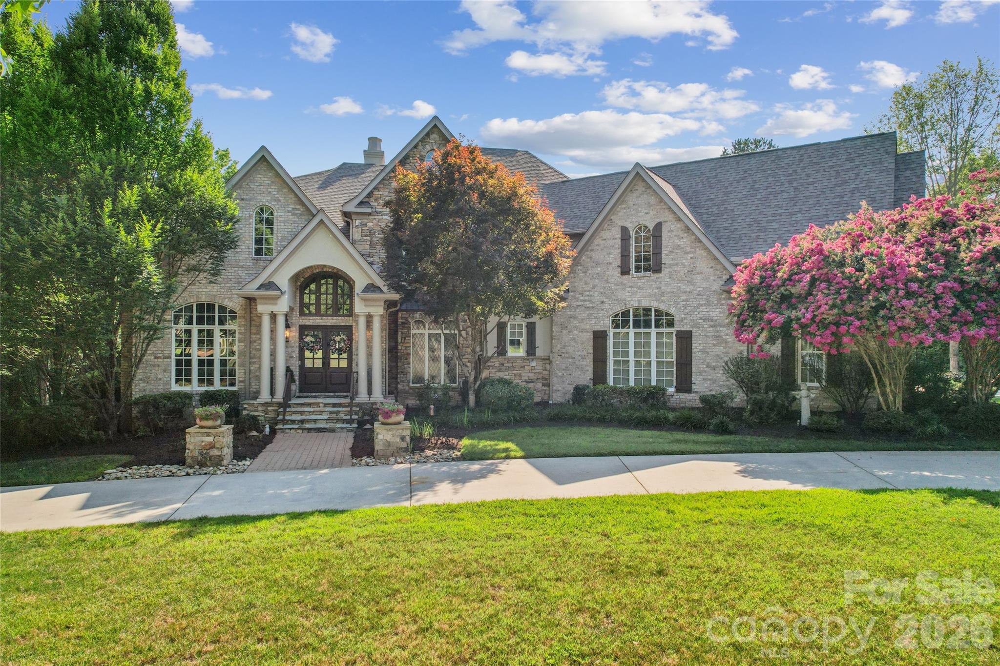 3637 Richwood Circle Property Photo 1