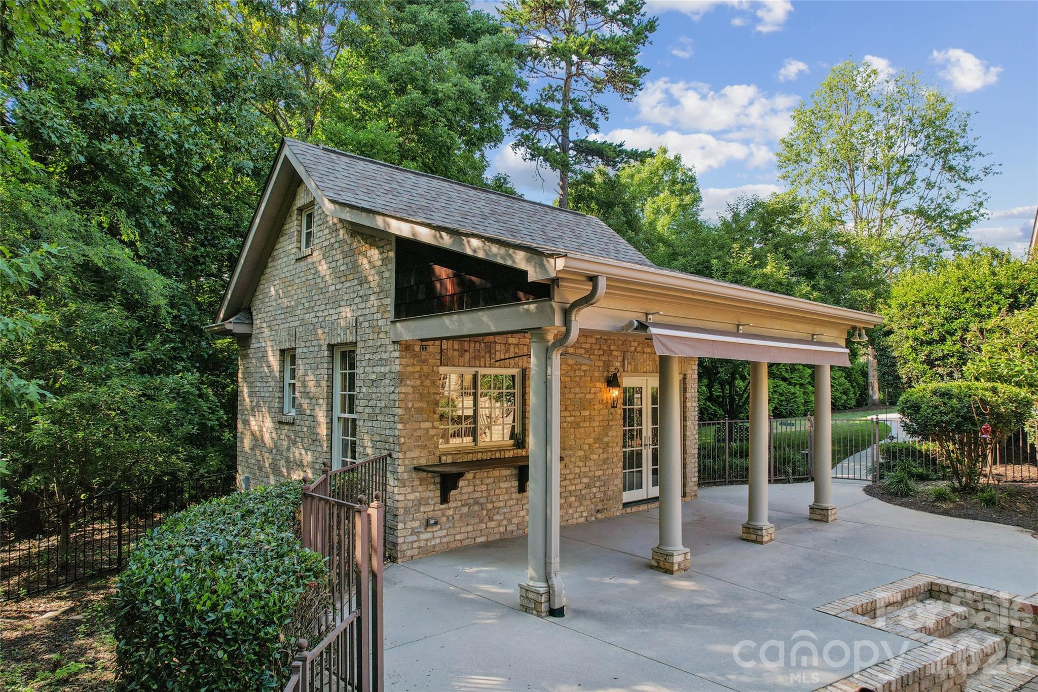 3637 Richwood Circle Property Photo 10