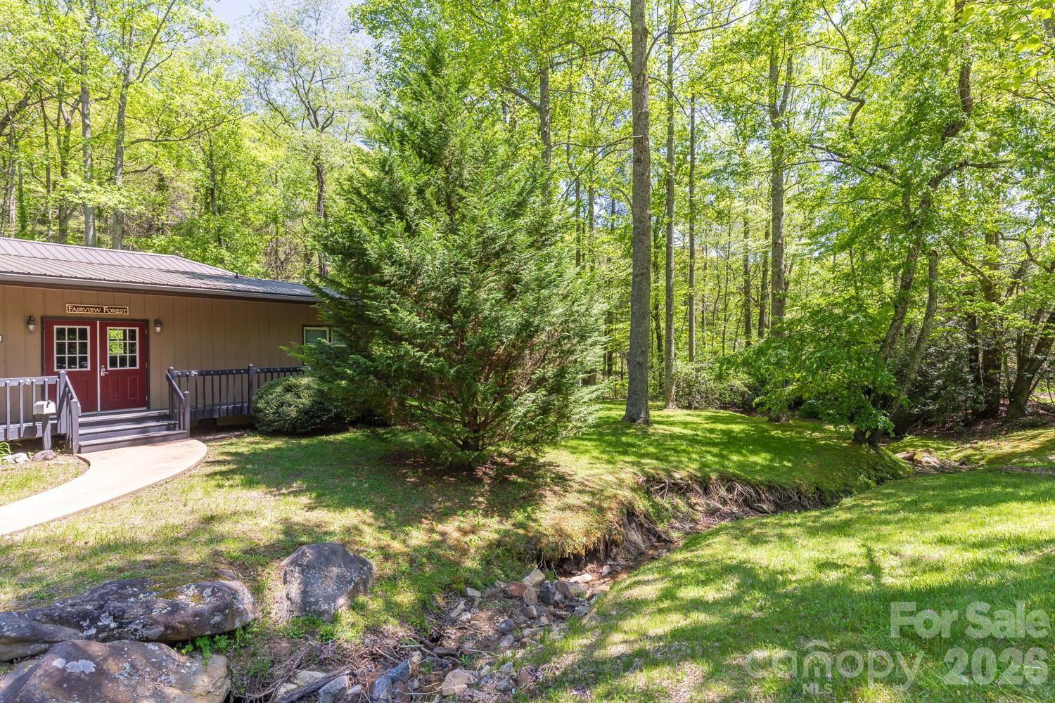 9999 Fairview Forest Drive Property Photo 18